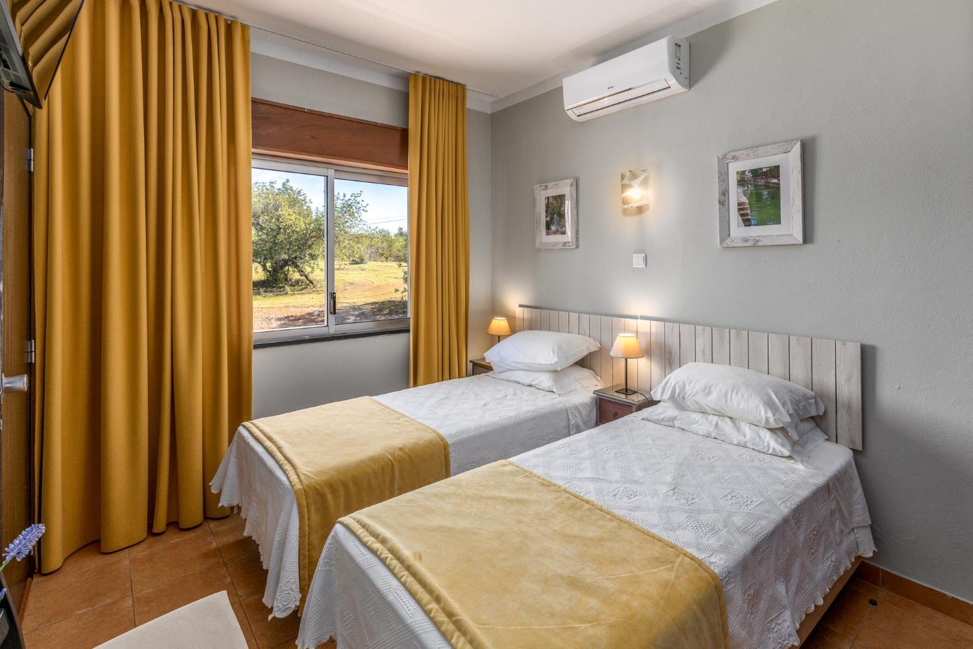 Oliveira Guest house 3*