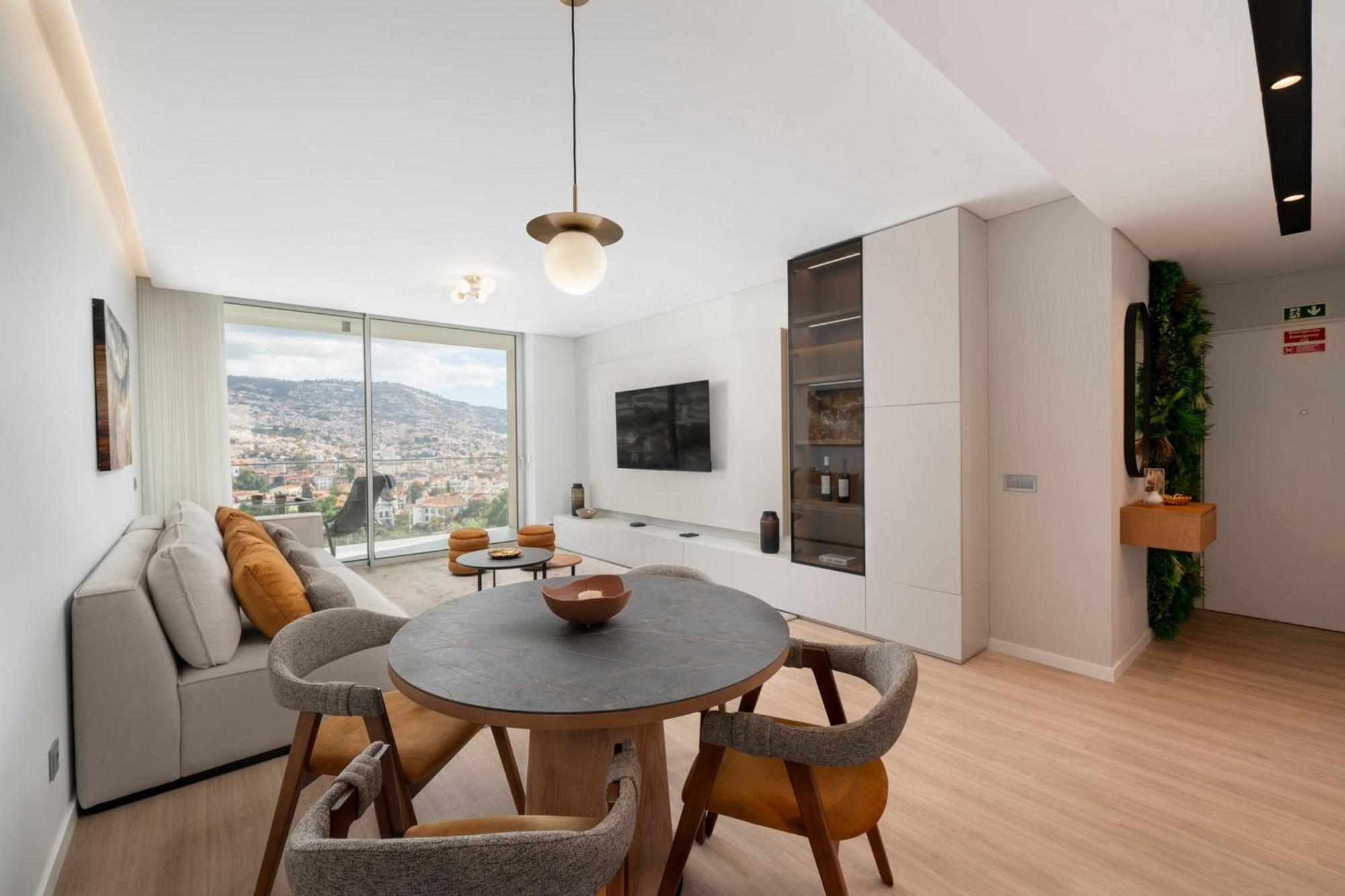 Maravilhas Ii By An Island Apartment