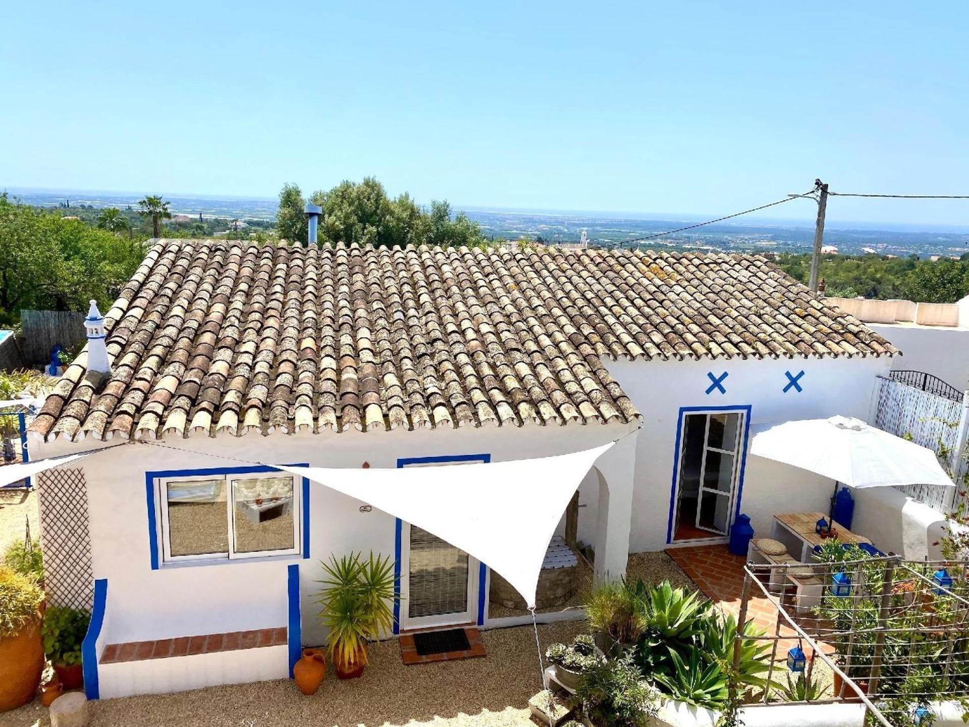 In Santa Barbara de Nexe