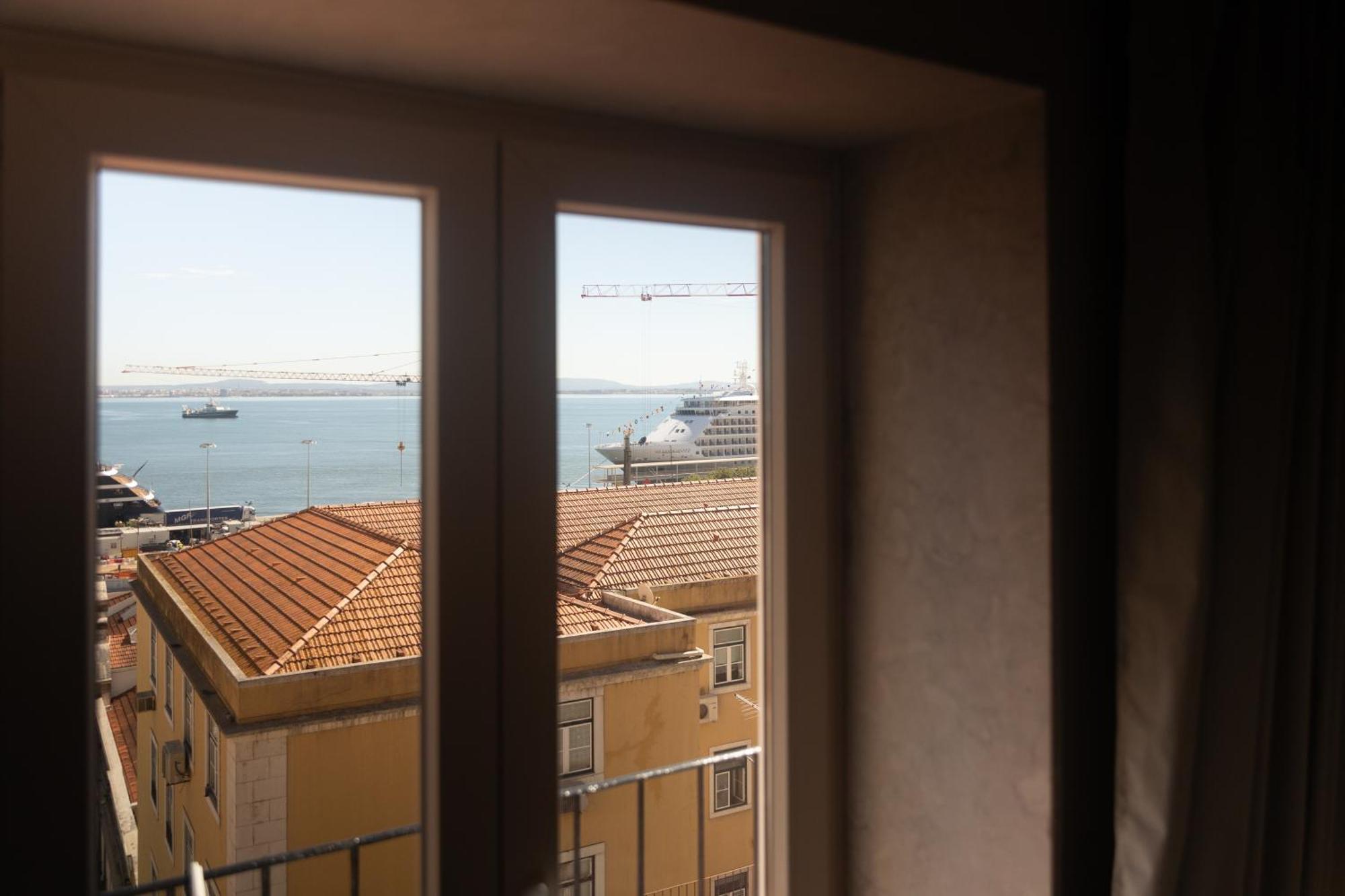 Apartment River View Lisbon Historic Alfama Lisbon