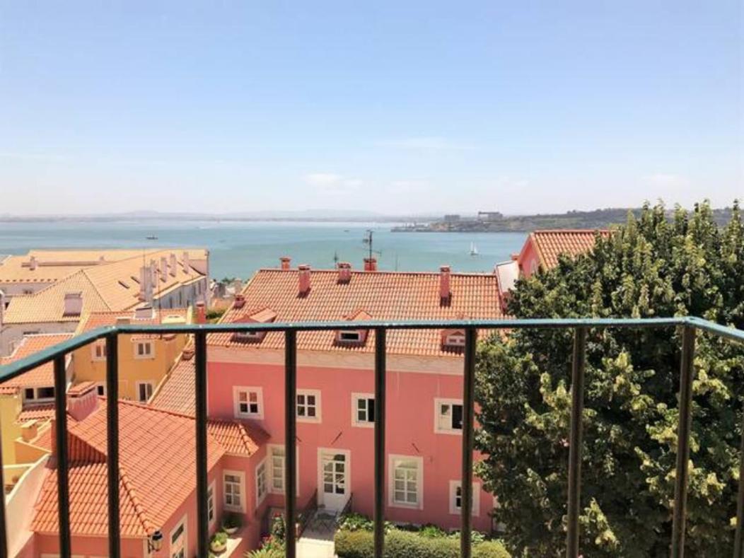 Santos - Upper Loft With River View Apartment Lisbon
