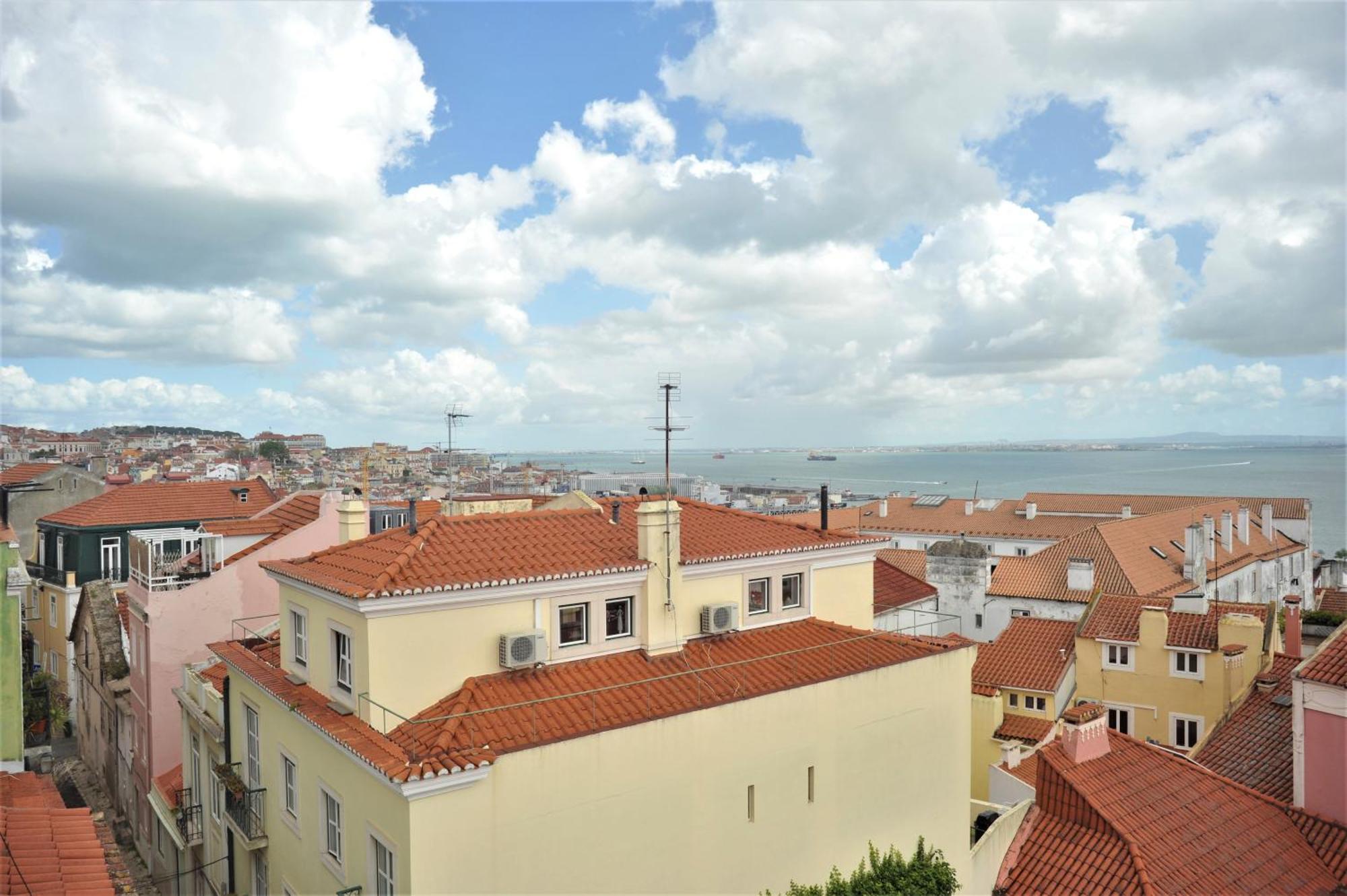 Santos - Upper Loft With River View Apartment