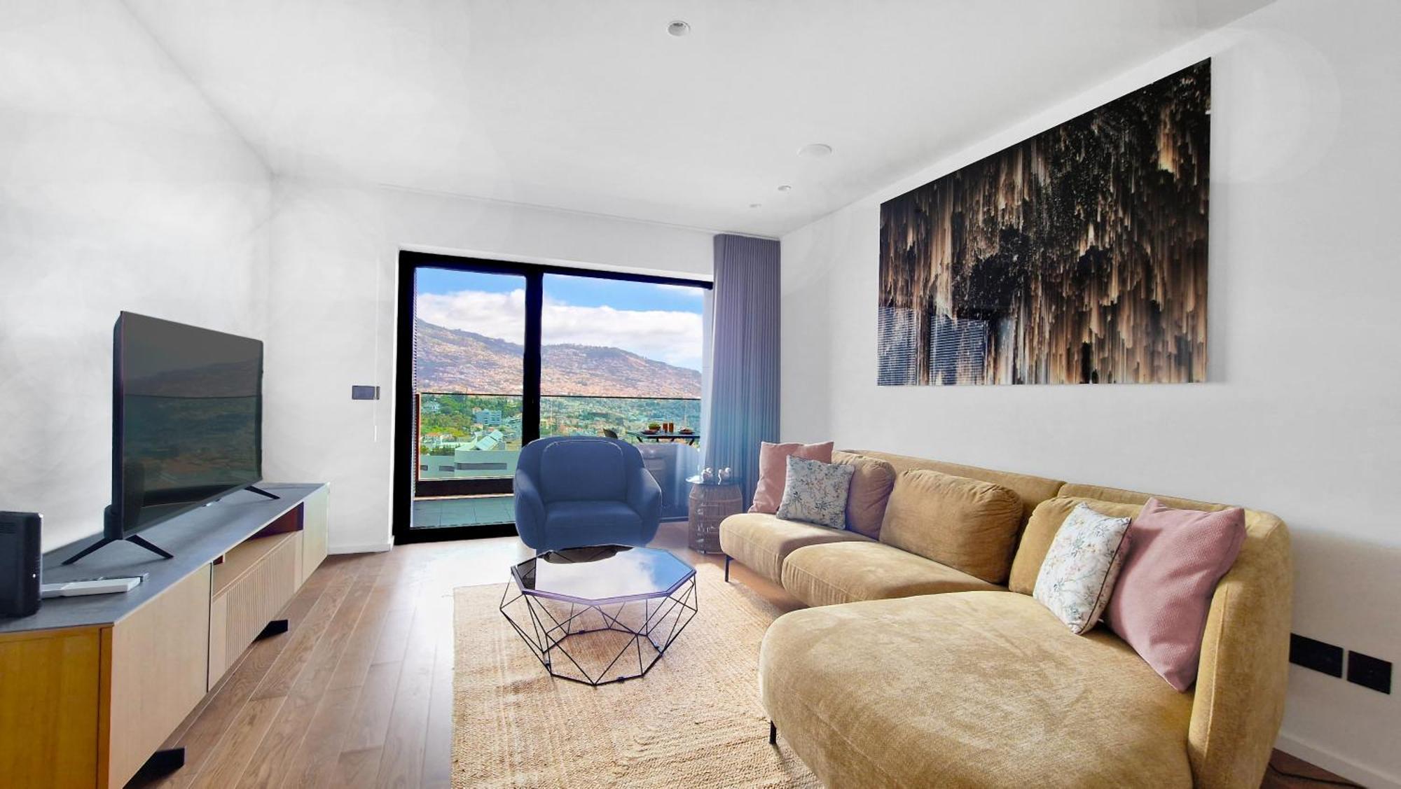 Lux By Lovelystay Apartment *