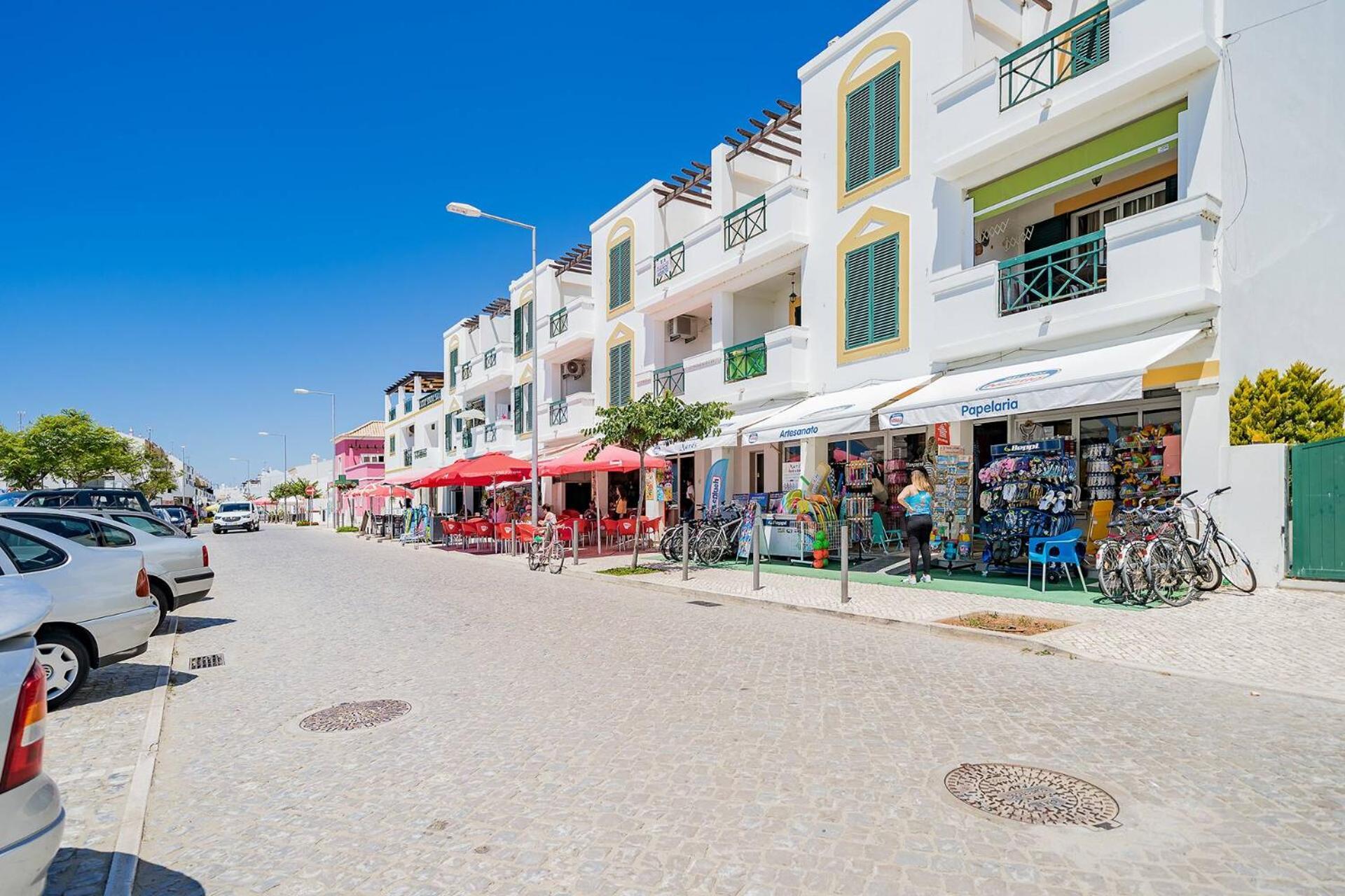 Traditional Seaside Tavira Apartment Cabanas De Tavira