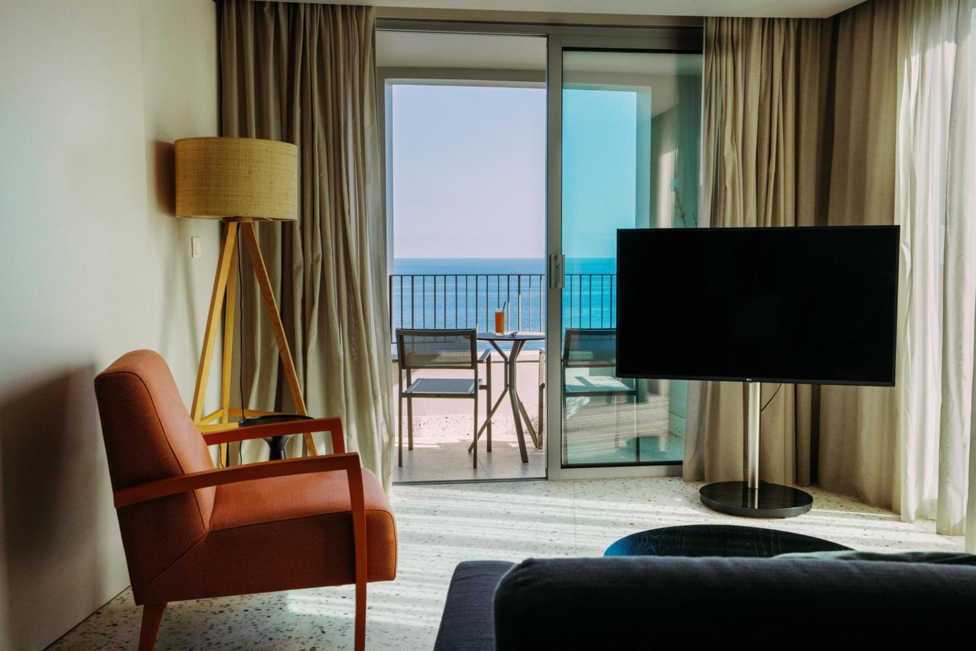 Next - By Savoy Signature Hotel 4*