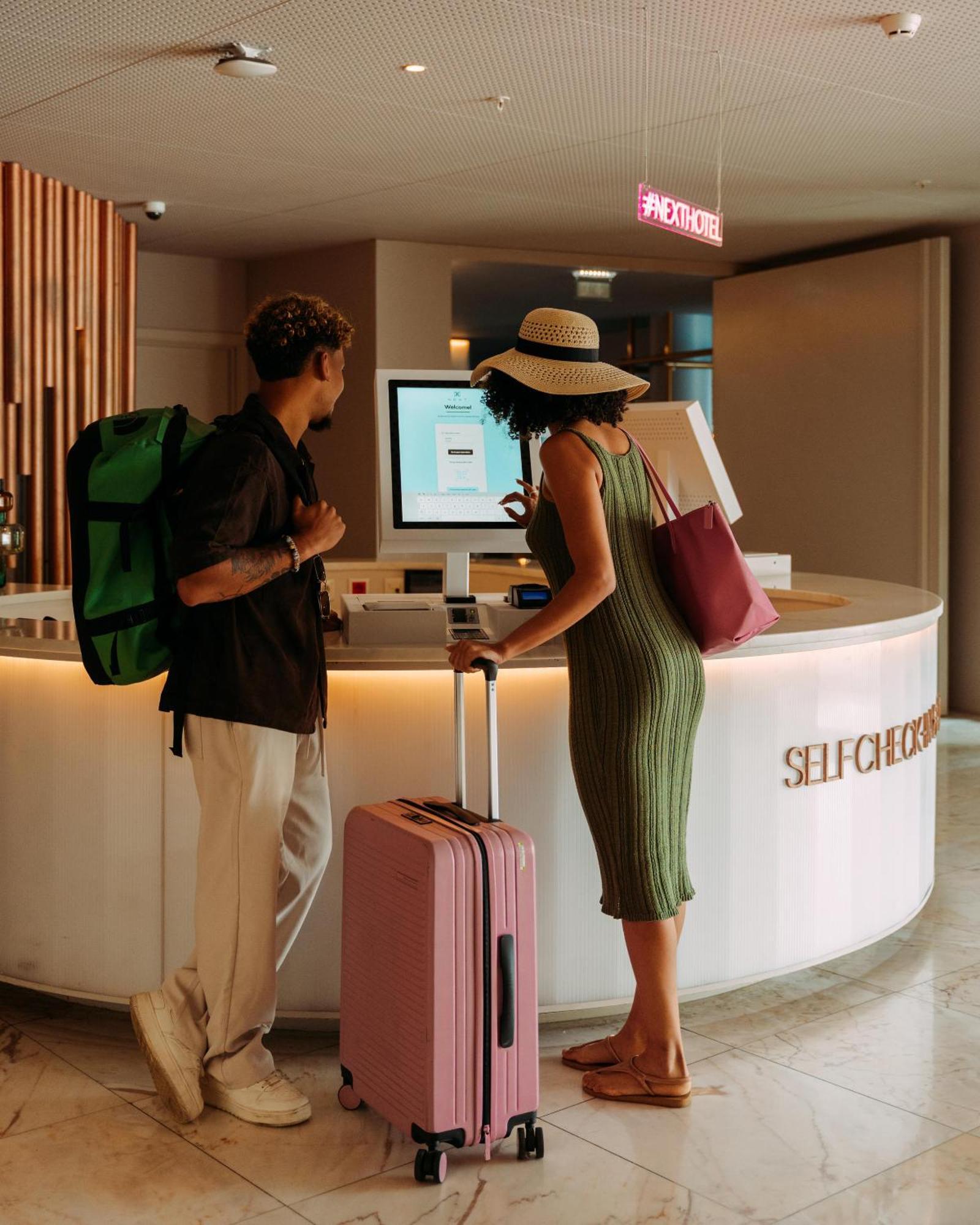 Hotel Next - By Savoy Signature 4*