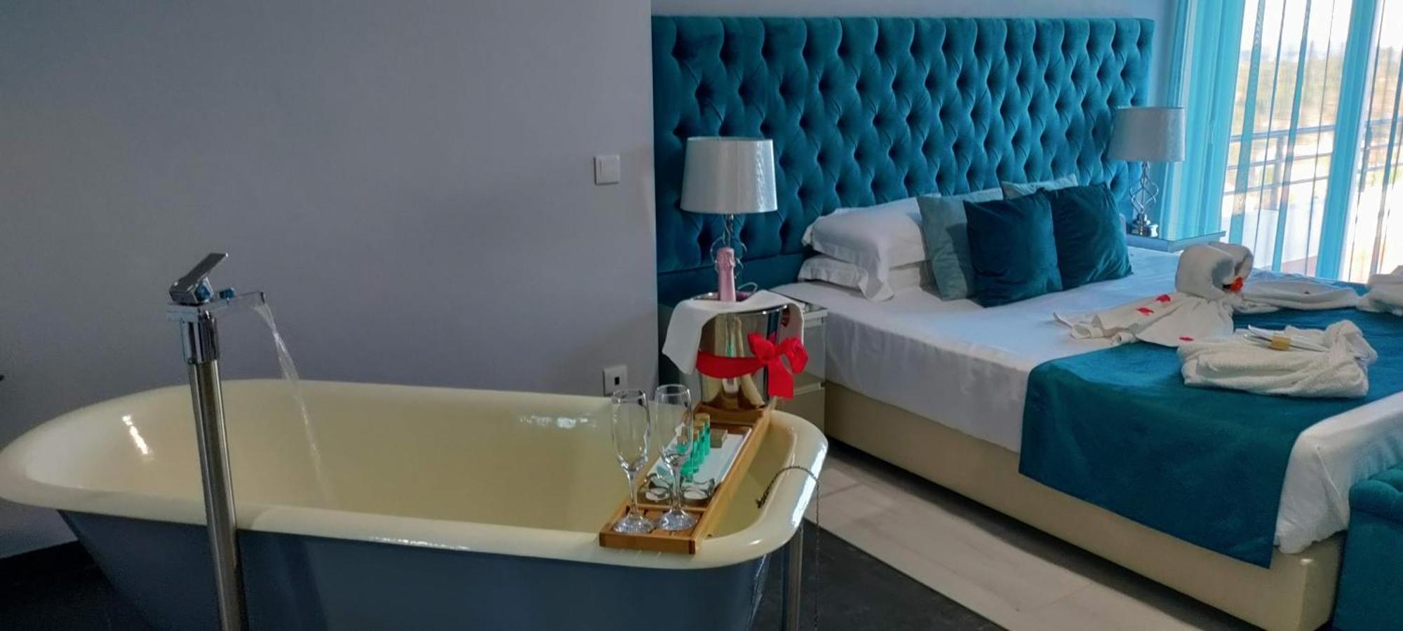 Hotel Boutique By O Cobra Vila de Rei