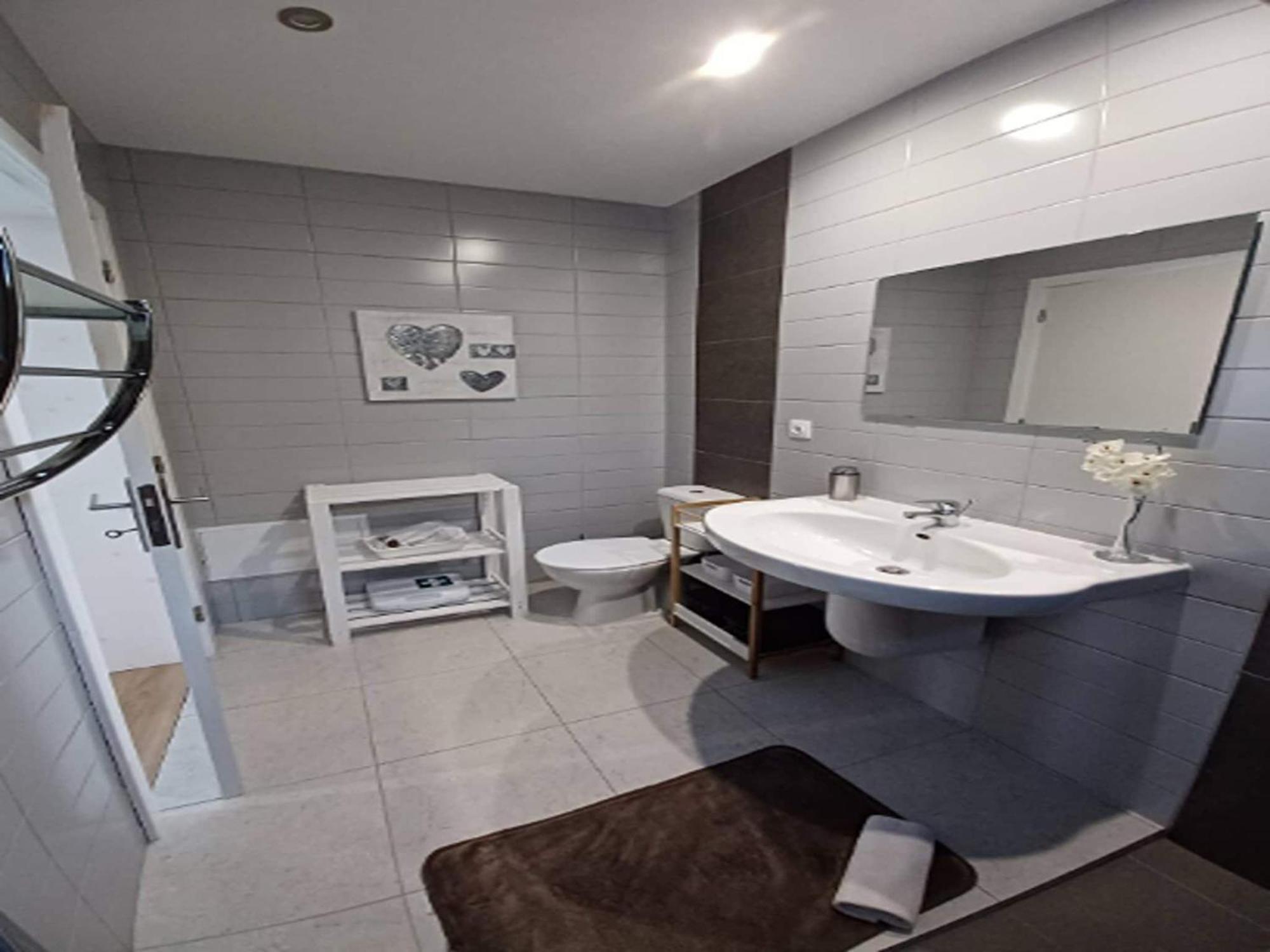 Great With Sea Views Holiday home *