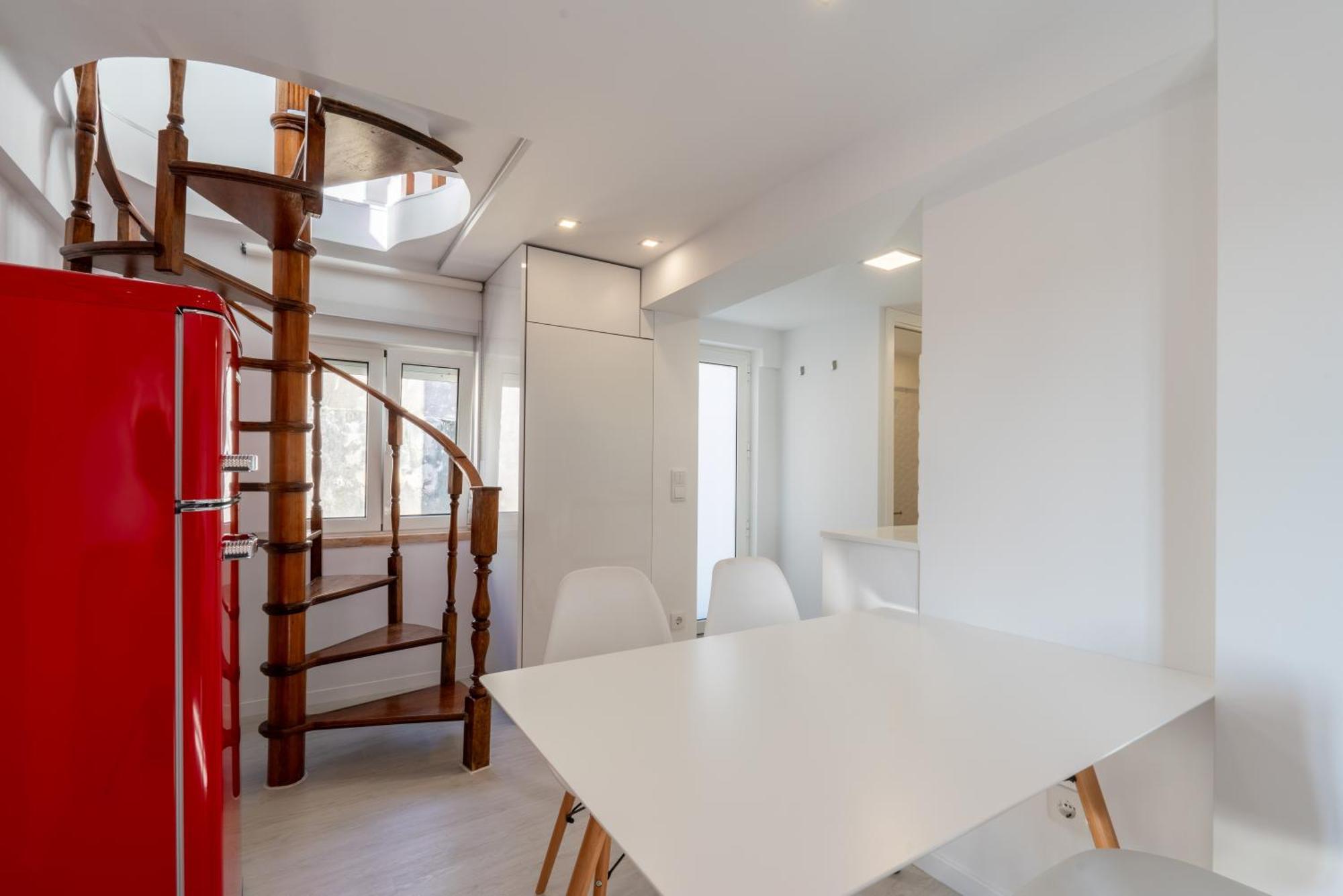Host Wise - Charming House With Ocean View