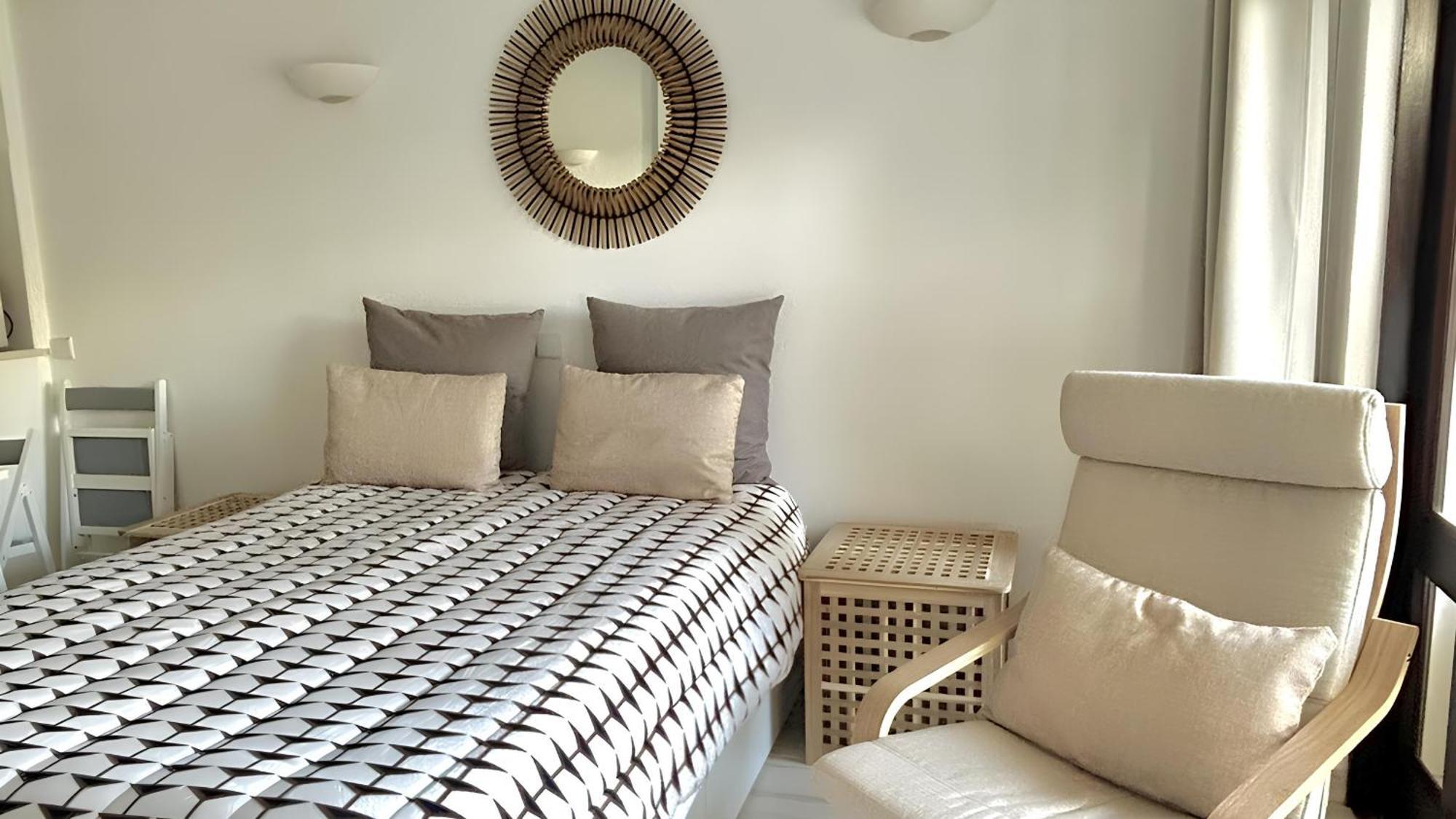 Magnific With A Cozy Garden, 5 Minutes To The Apartamento