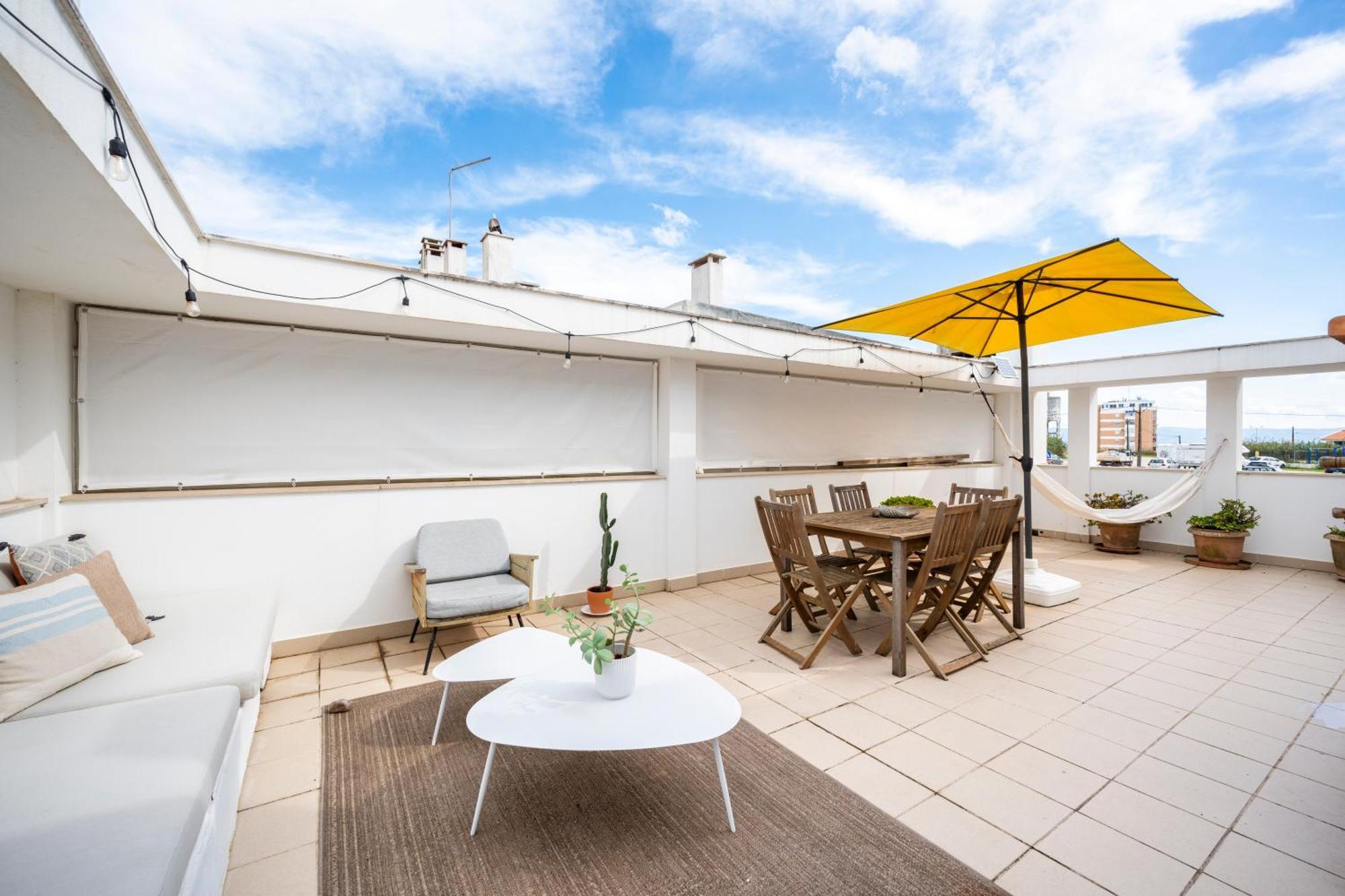 Ocean Terrace - Private Patio With Bbq & Sea View Vakantiehuis