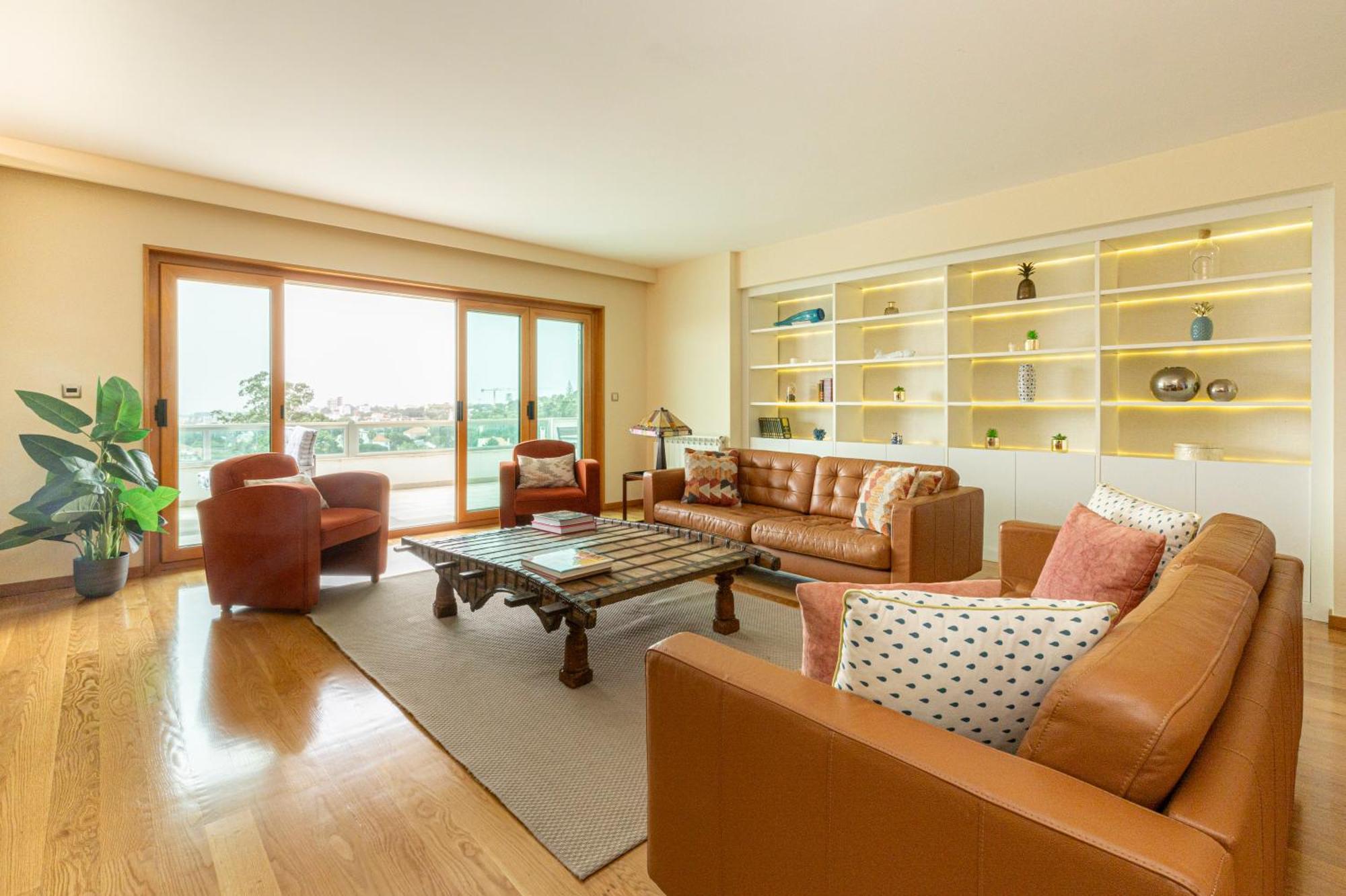 Queens By Cadenzalux Apartment *