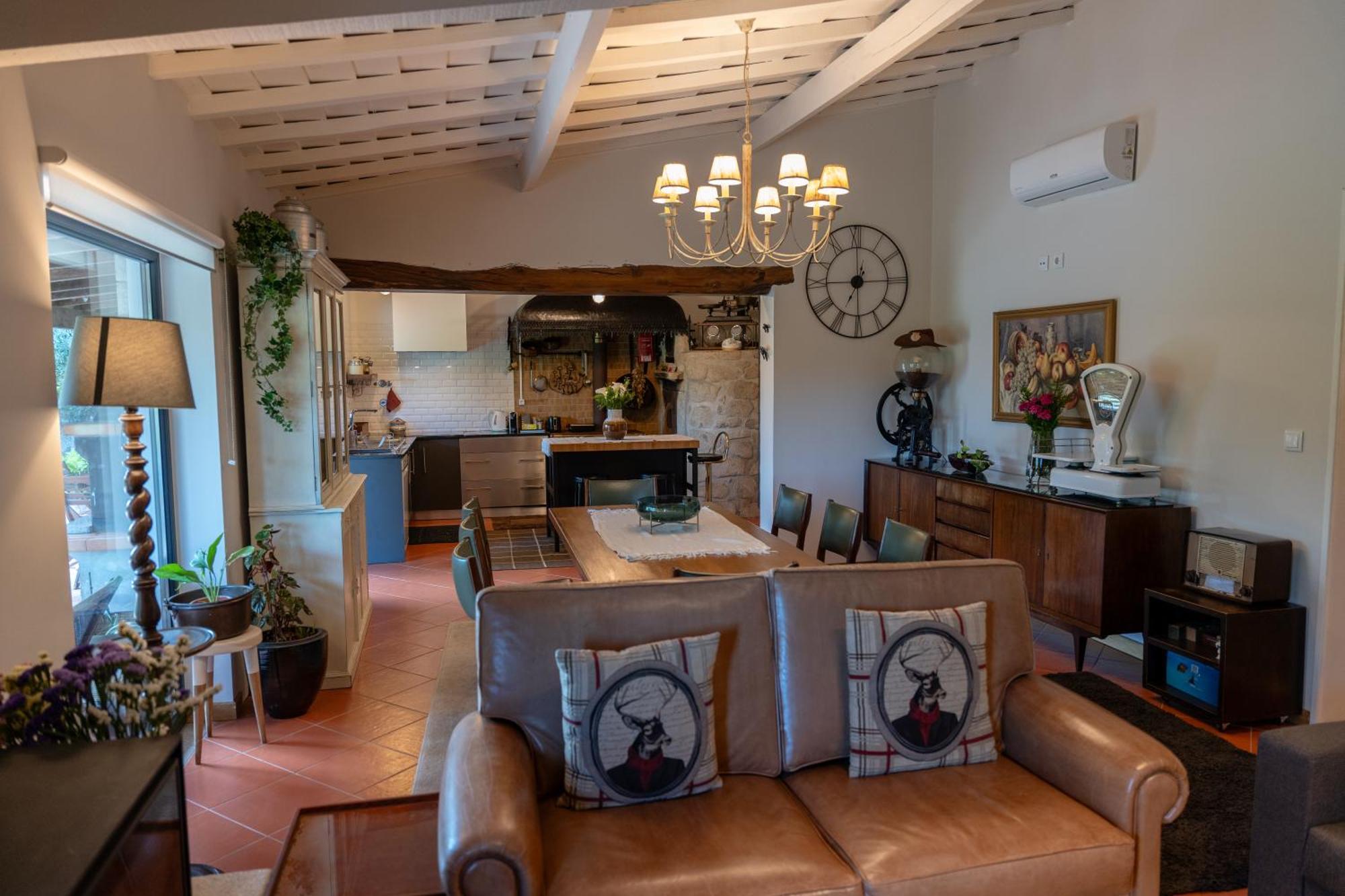 Casas Viriatus - *