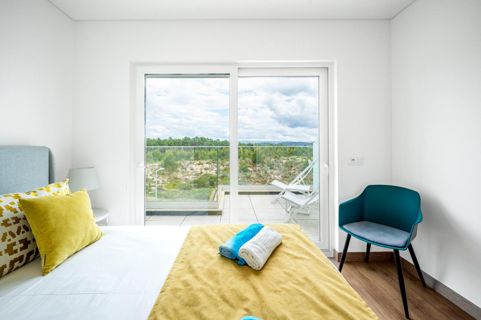 Mar A Vista - With Pool, Gym And Sea Views * Nazaré