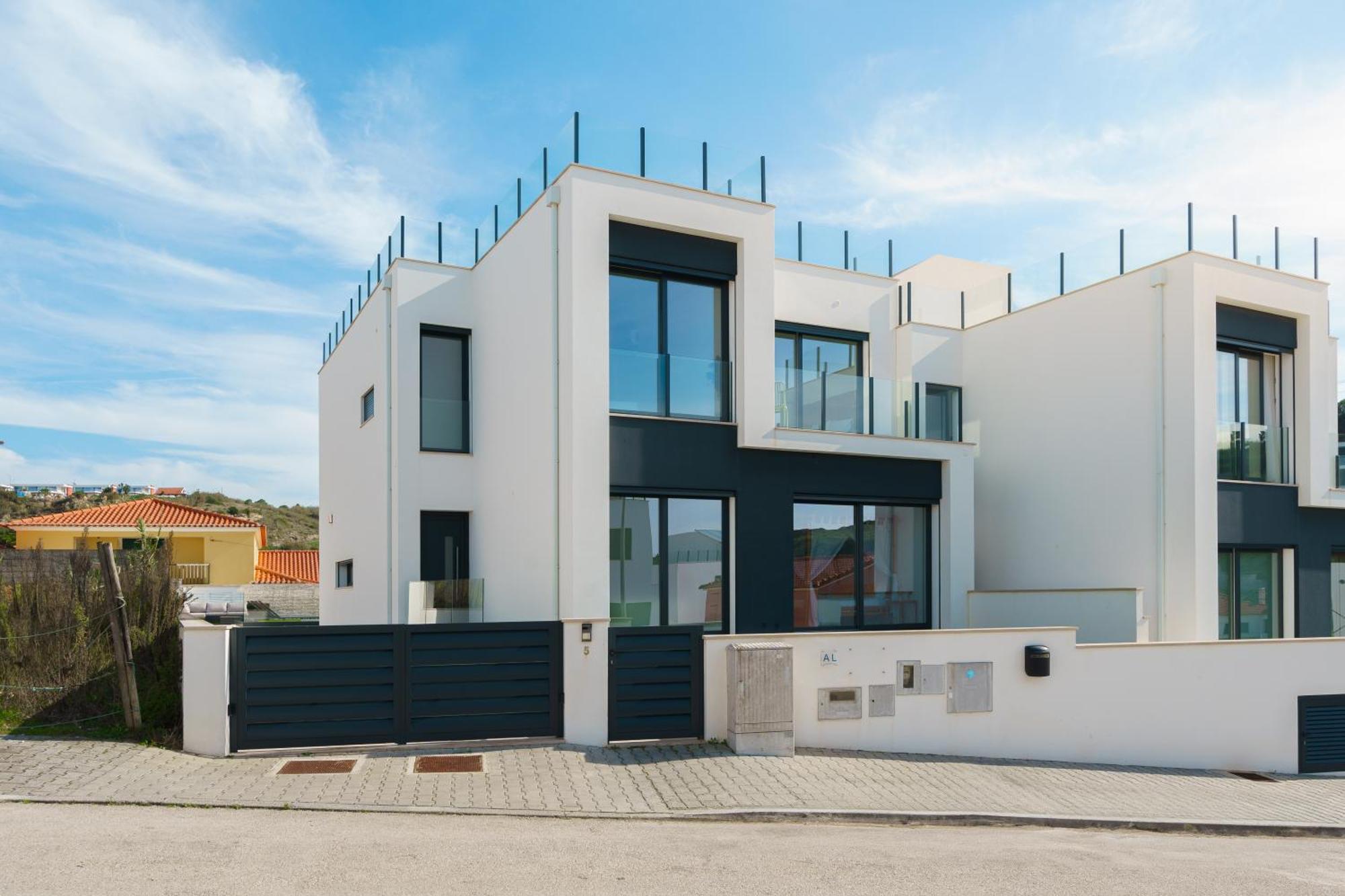 Villa Paradise Villa, Luxury Near The