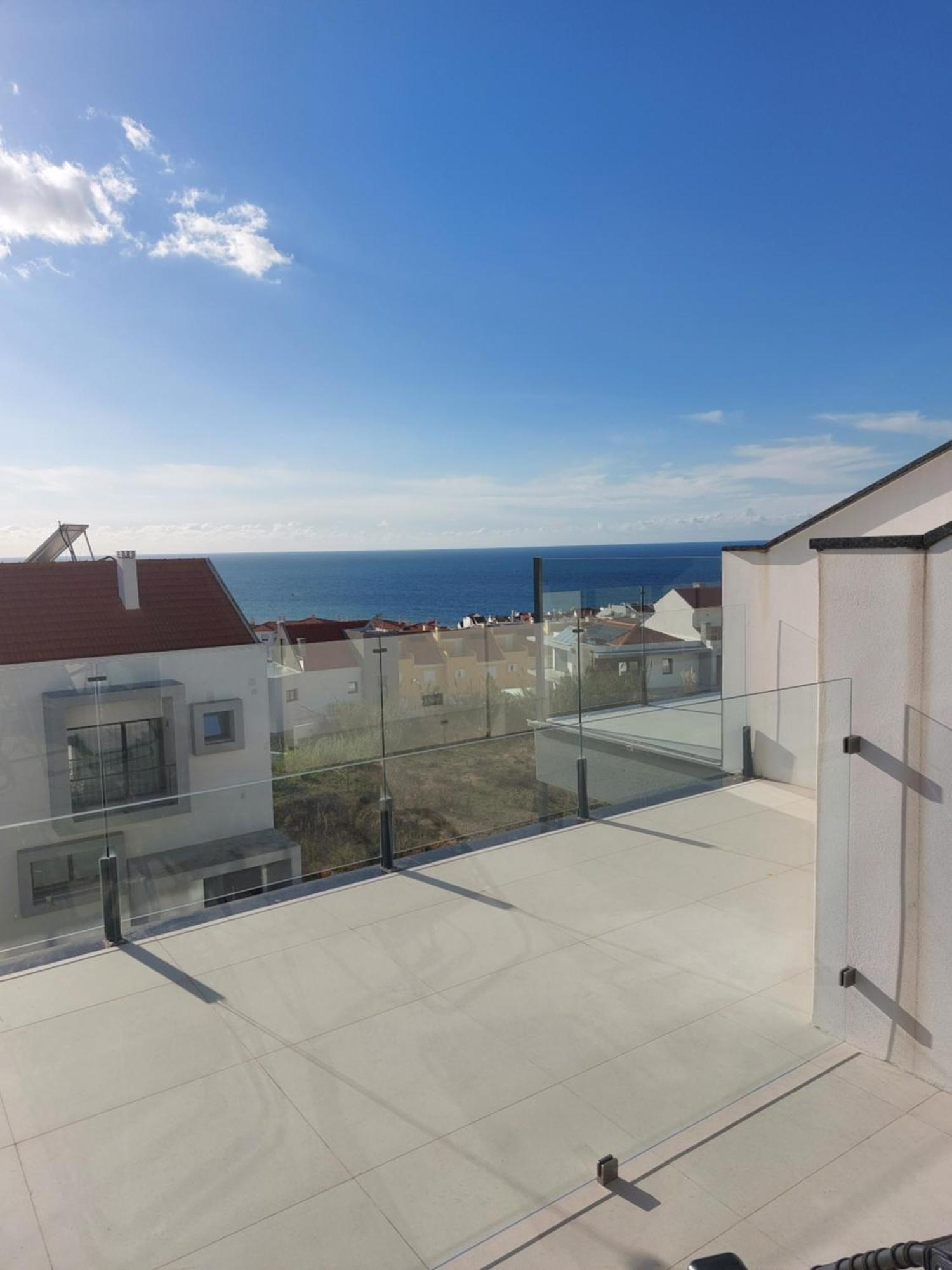 Beach, Ocean View & Bright House Villa