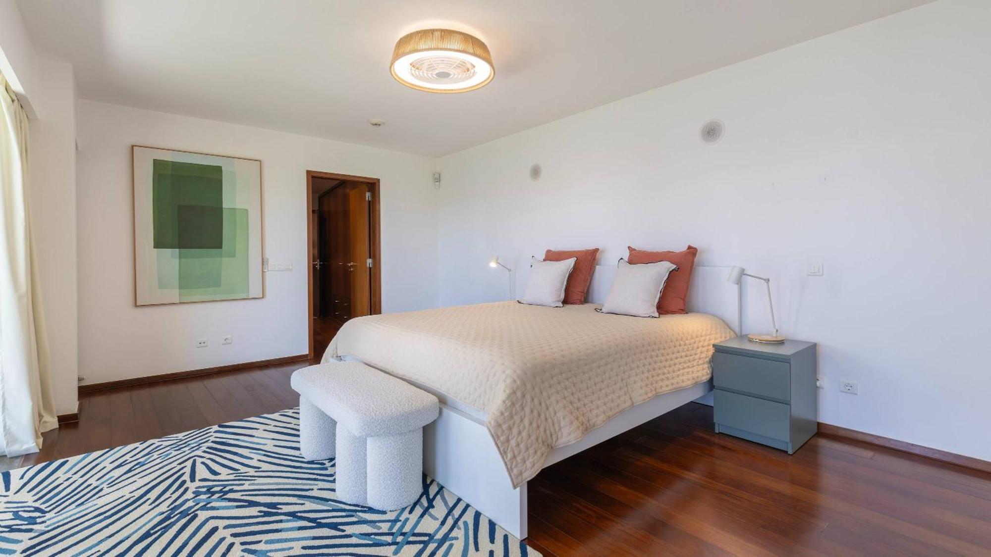 Estoril Oceanview Parede