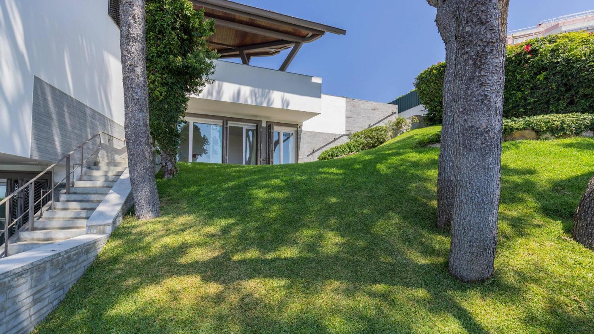 Estoril Oceanview *