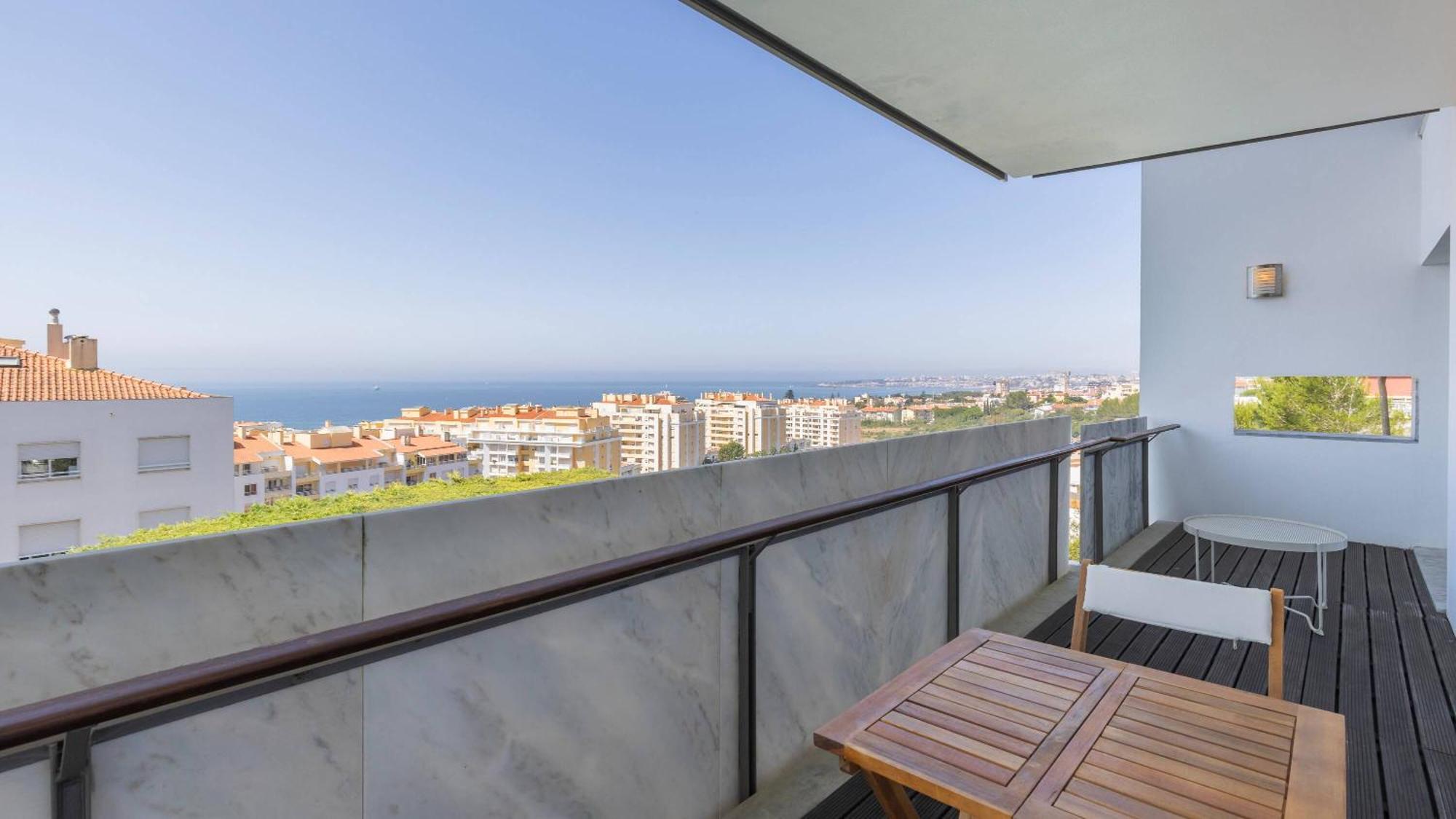 Estoril Oceanview Villa *