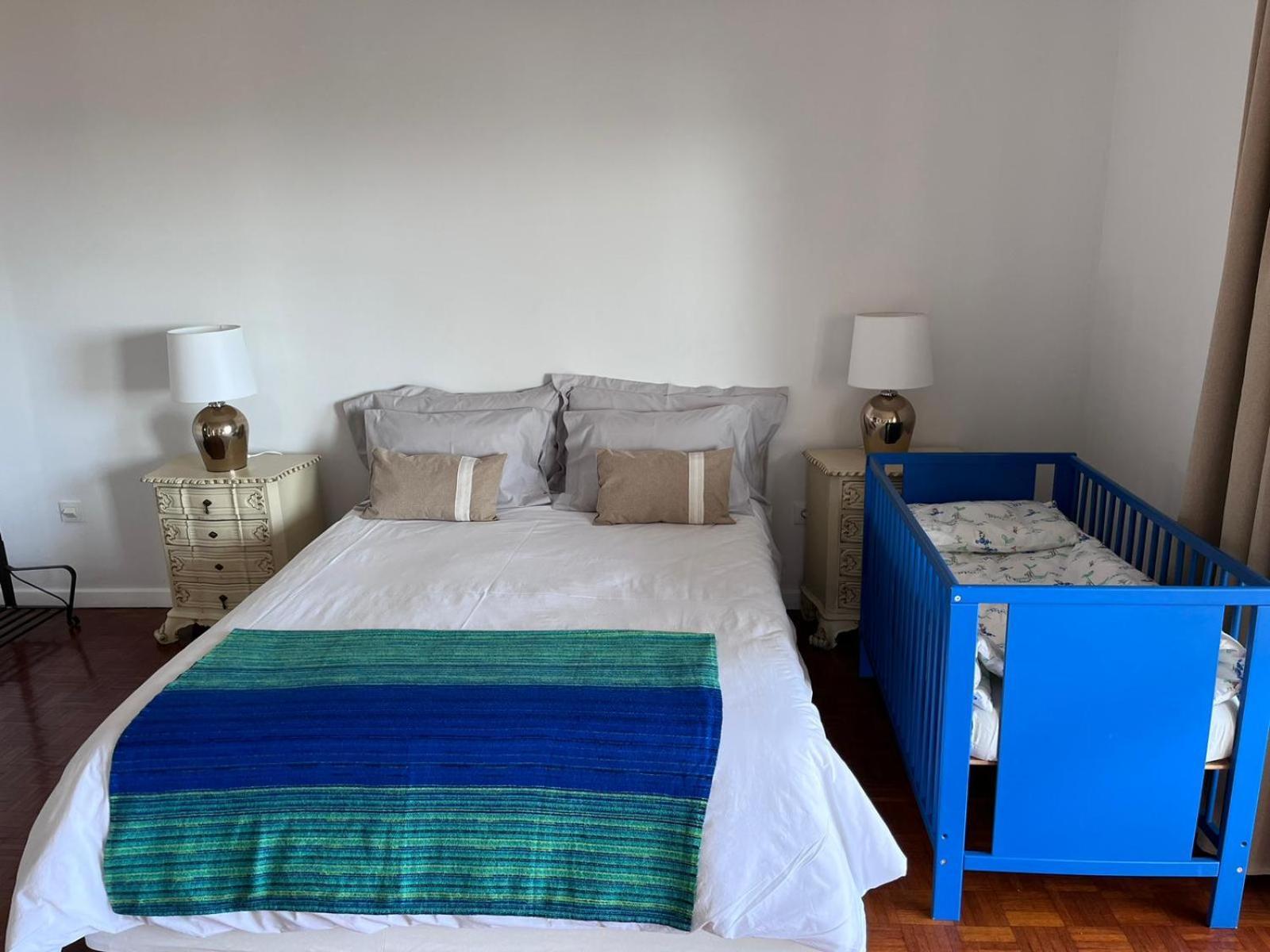 Spacious Seaside House Cascais