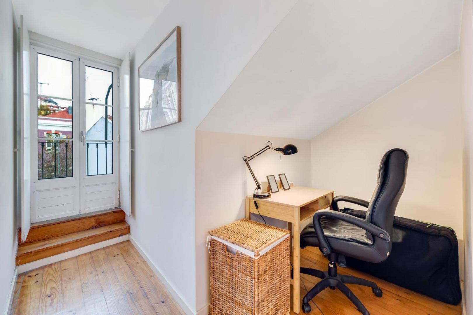 Charming 1br With Terrace Views Of Bridge | By Airnest Apartment *