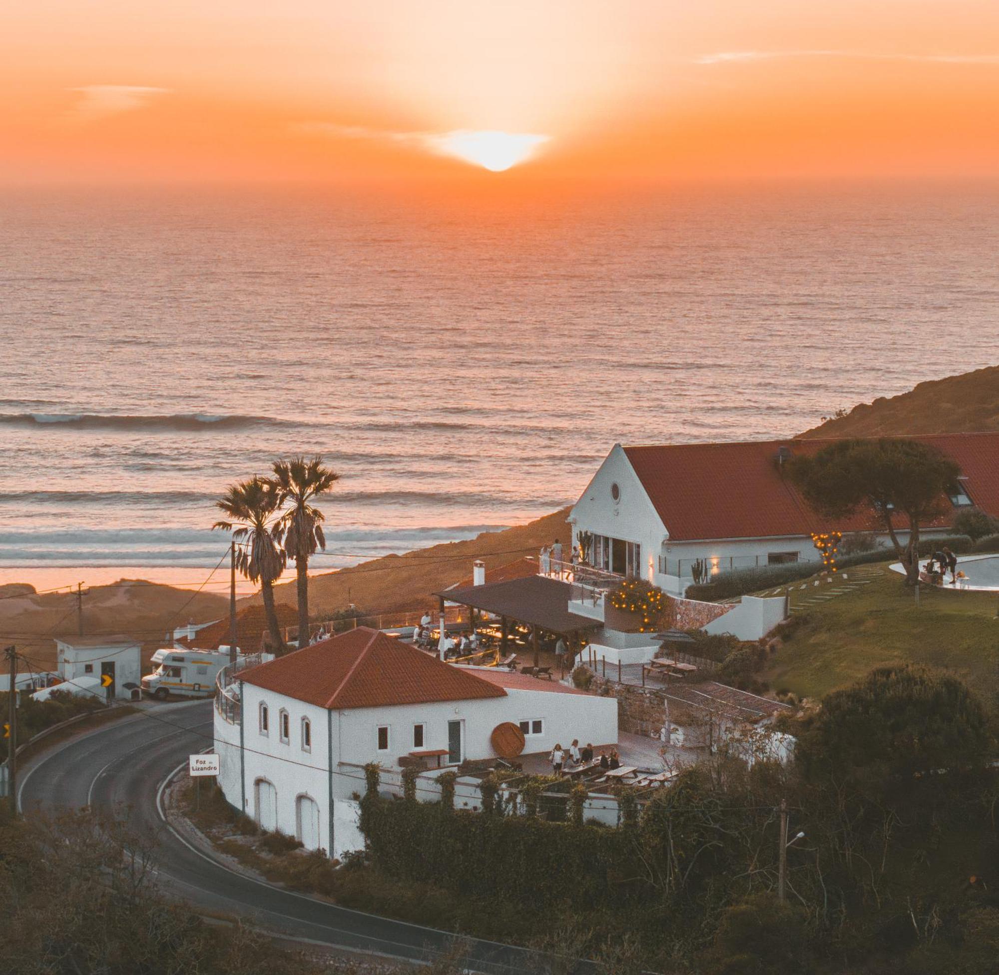 Hostal Lapoint Surf Camp