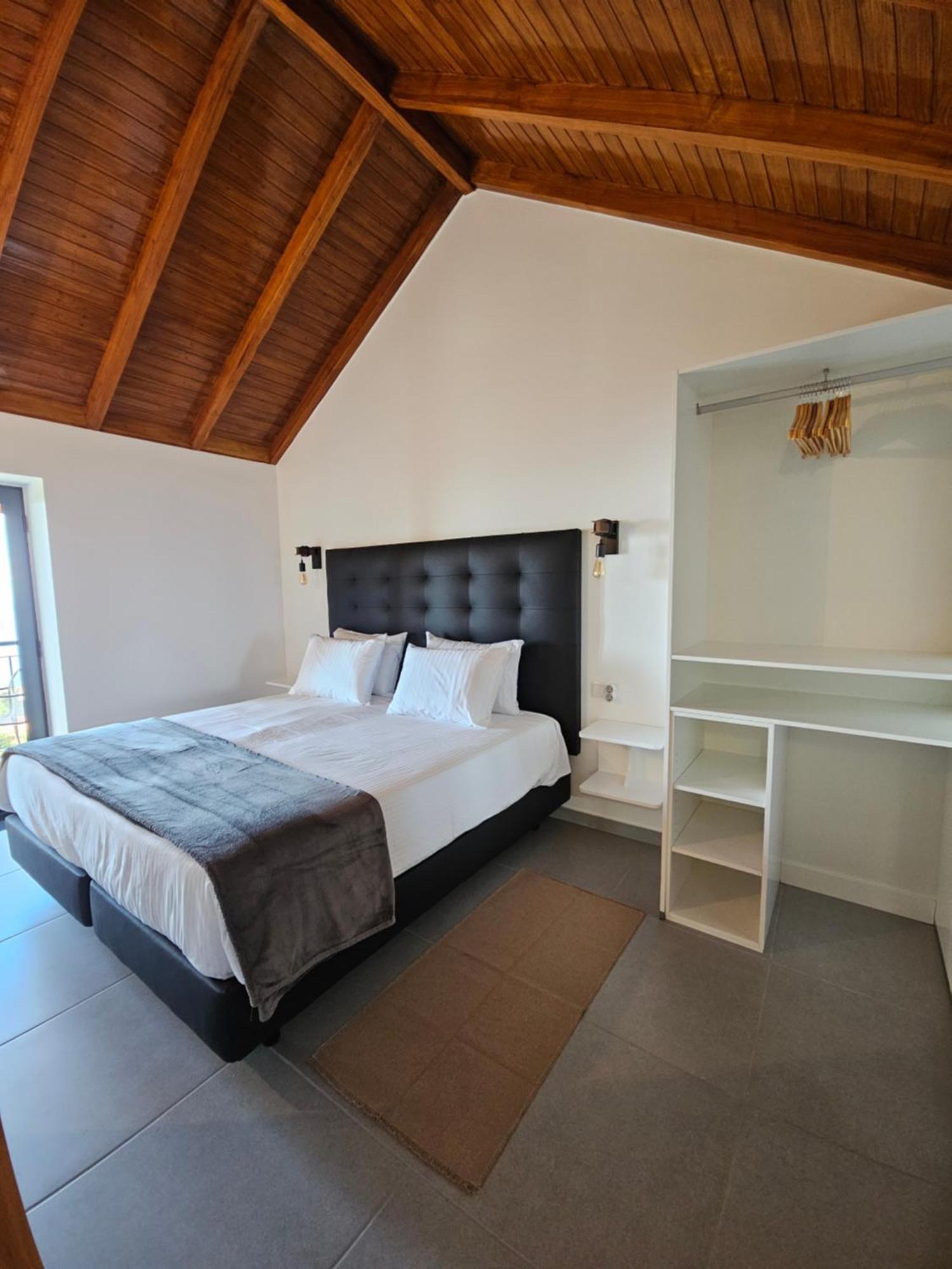 Holiday home Quinta Rosas 6 Amaizing Seaview Trekking