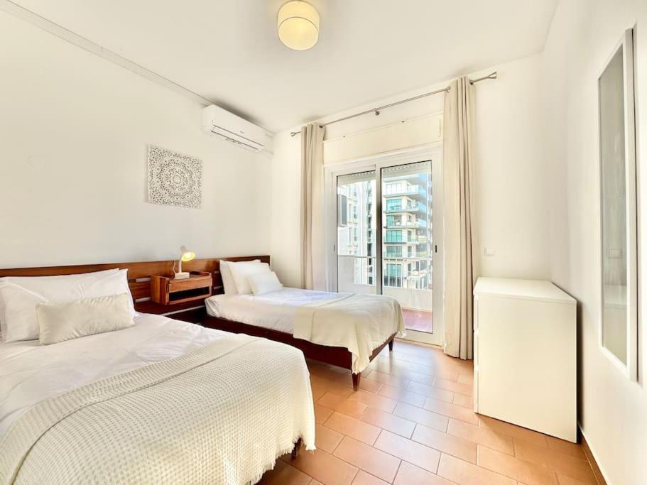 Direct Access With Sea View, Ac & Wifi