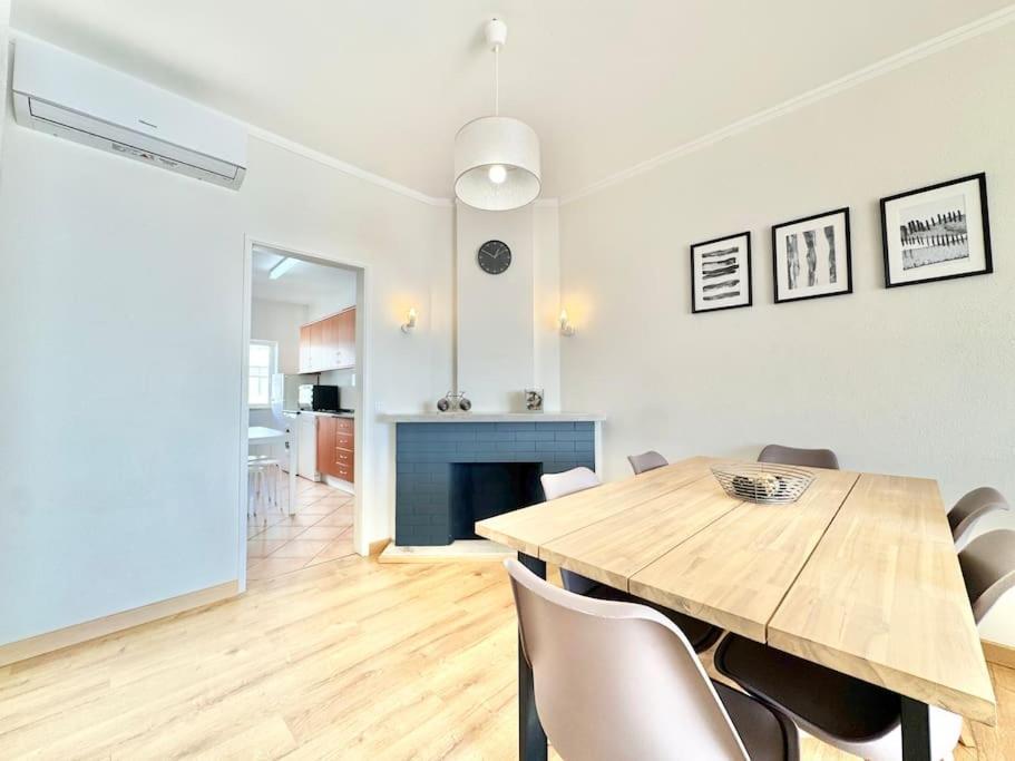Sea Front 180º View With Ac And Wifi Apartment Quarteira