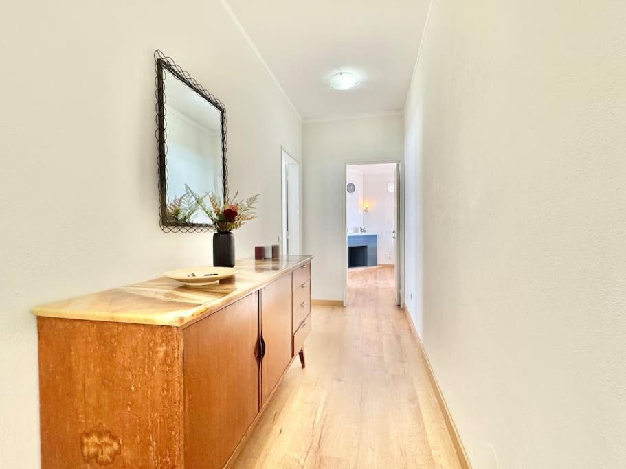 Sea Front 180º View With Ac And Wifi * Quarteira