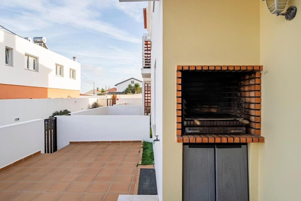 Baleal Beach Apartment *