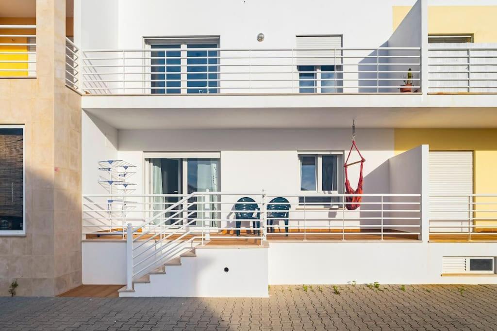 Baleal Beach Apartment *