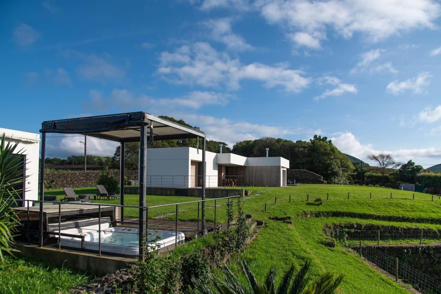 Villa Com Jacuzzi E Estacionamento Sao Vicente Ferreira