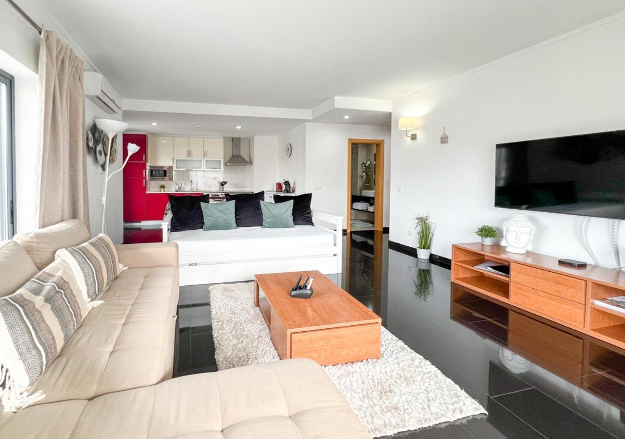 Rocha Tower Sunset Apartment