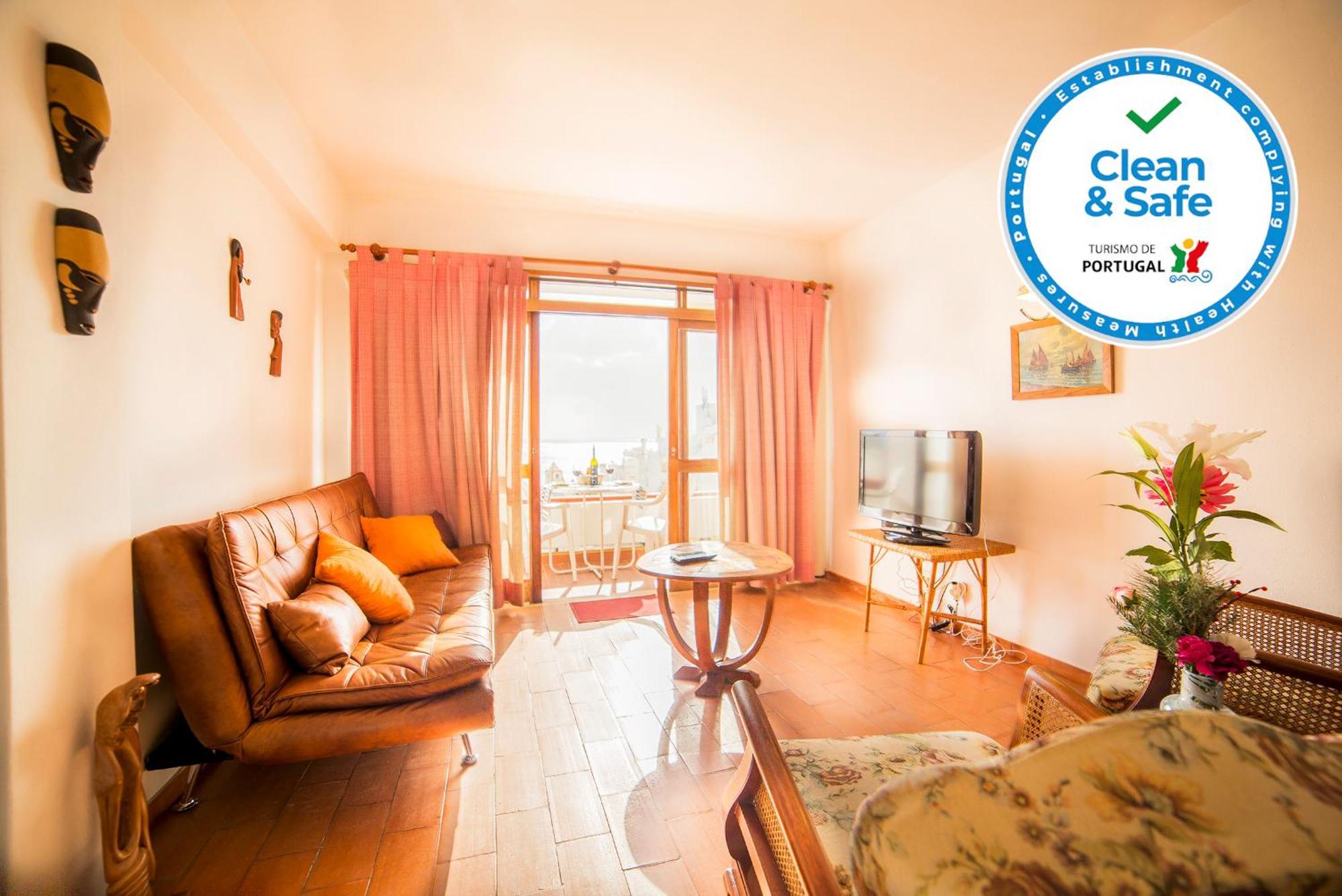 A06 - Seaview 1 Bed *