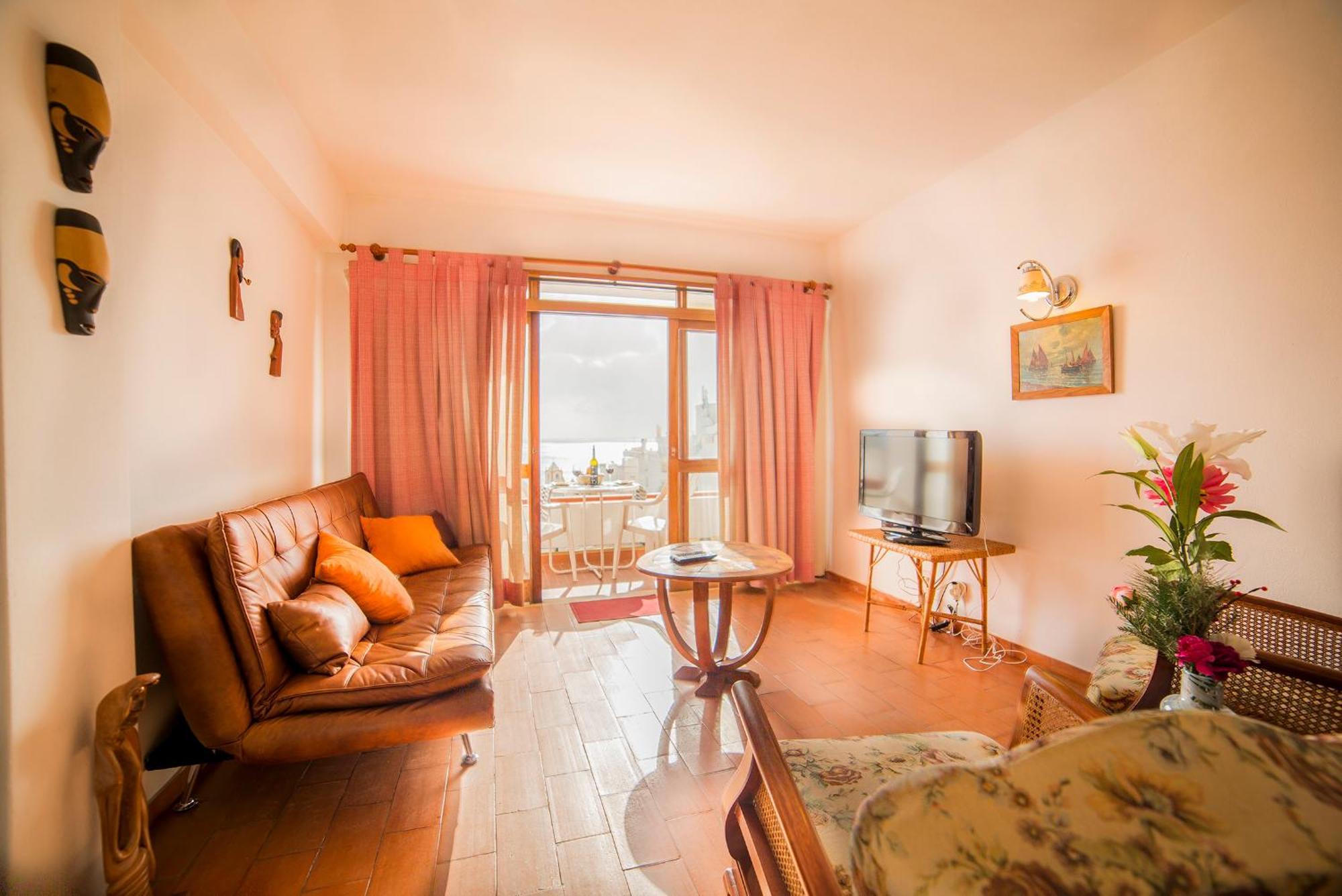 A06 - Seaview 1 Bed *