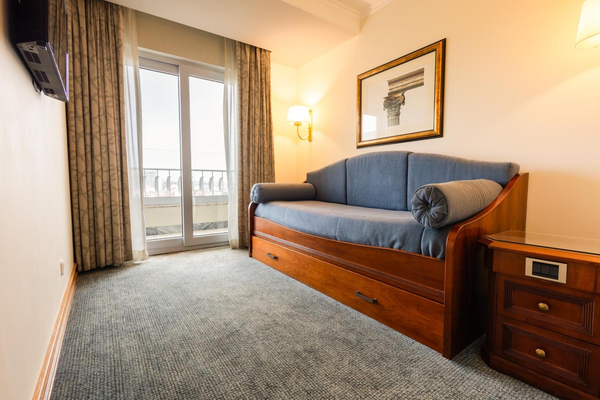 Sana Rex Hotel 3*