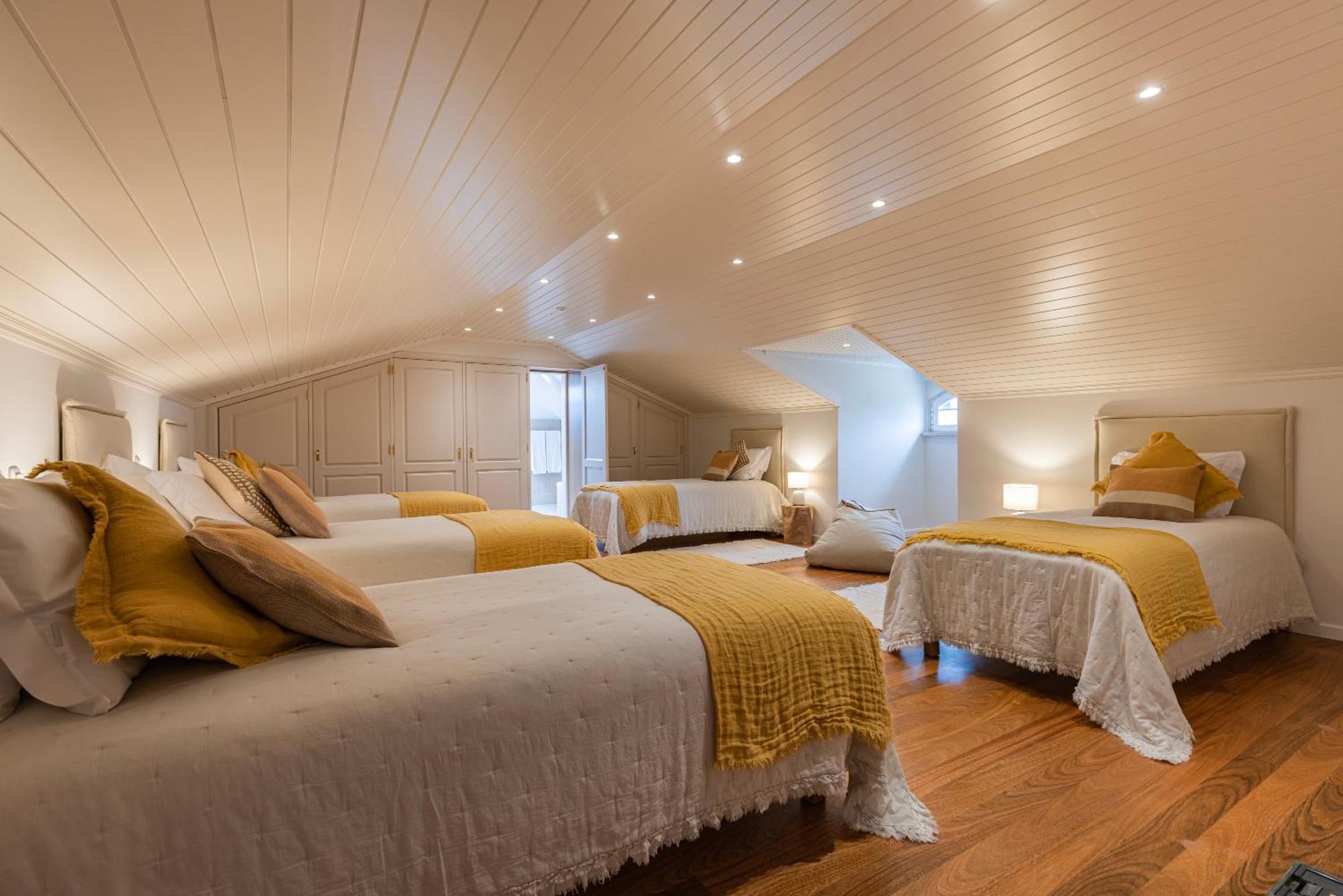 Villa Windmill Beachfront Colares