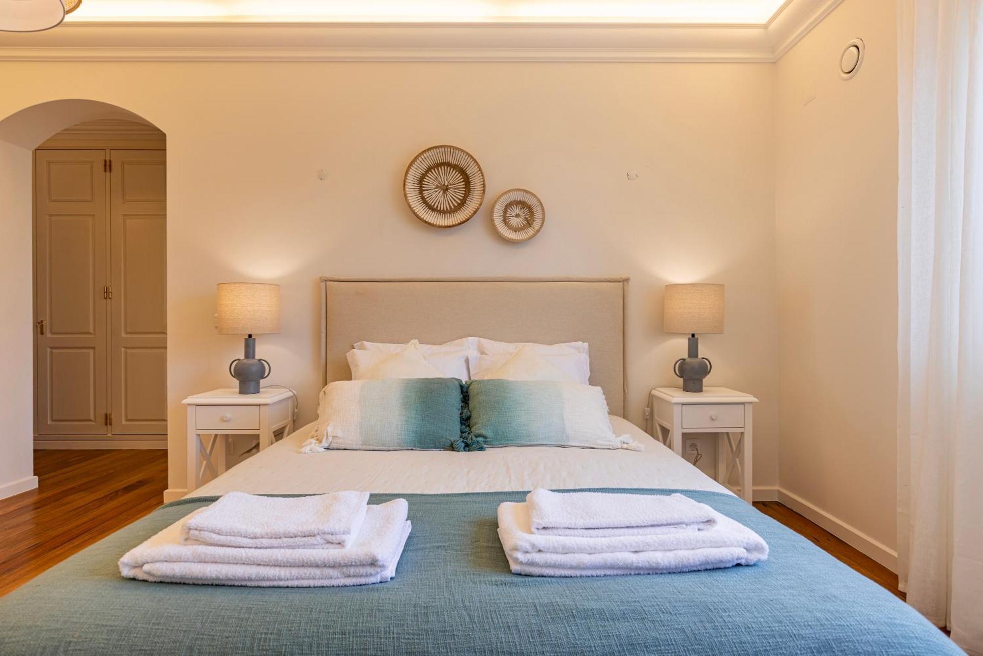 Windmill Beachfront * Colares