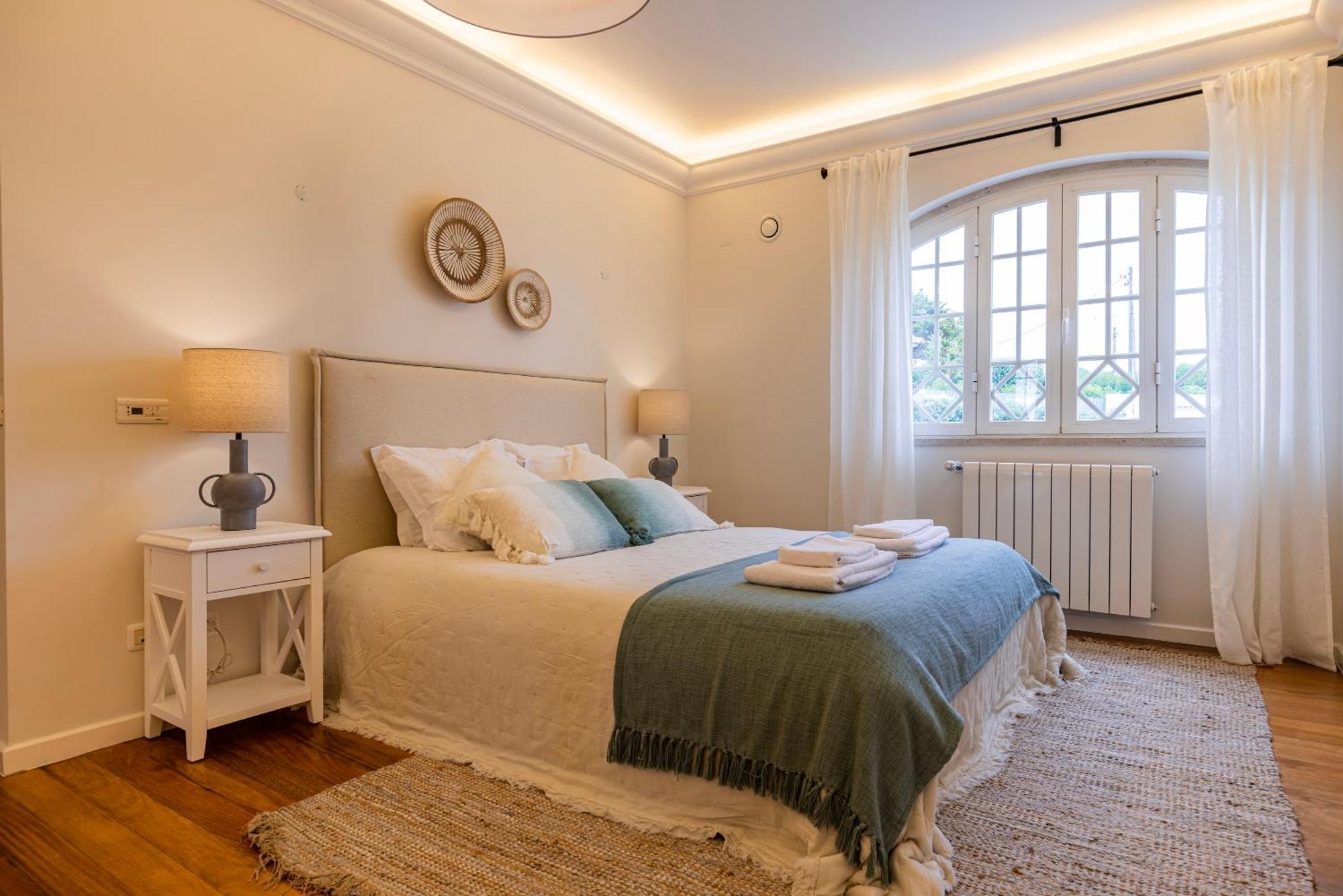 Villa Windmill Beachfront Colares