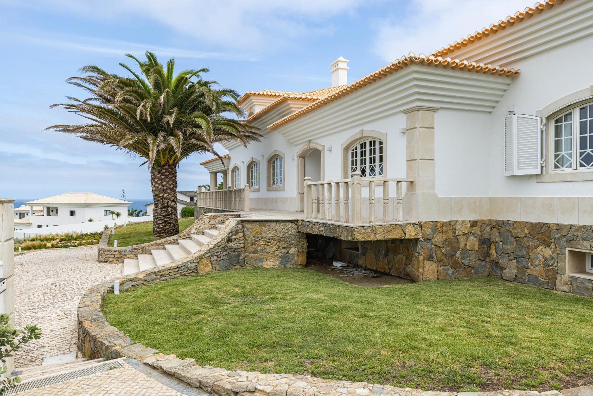 Windmill Beachfront Colares
