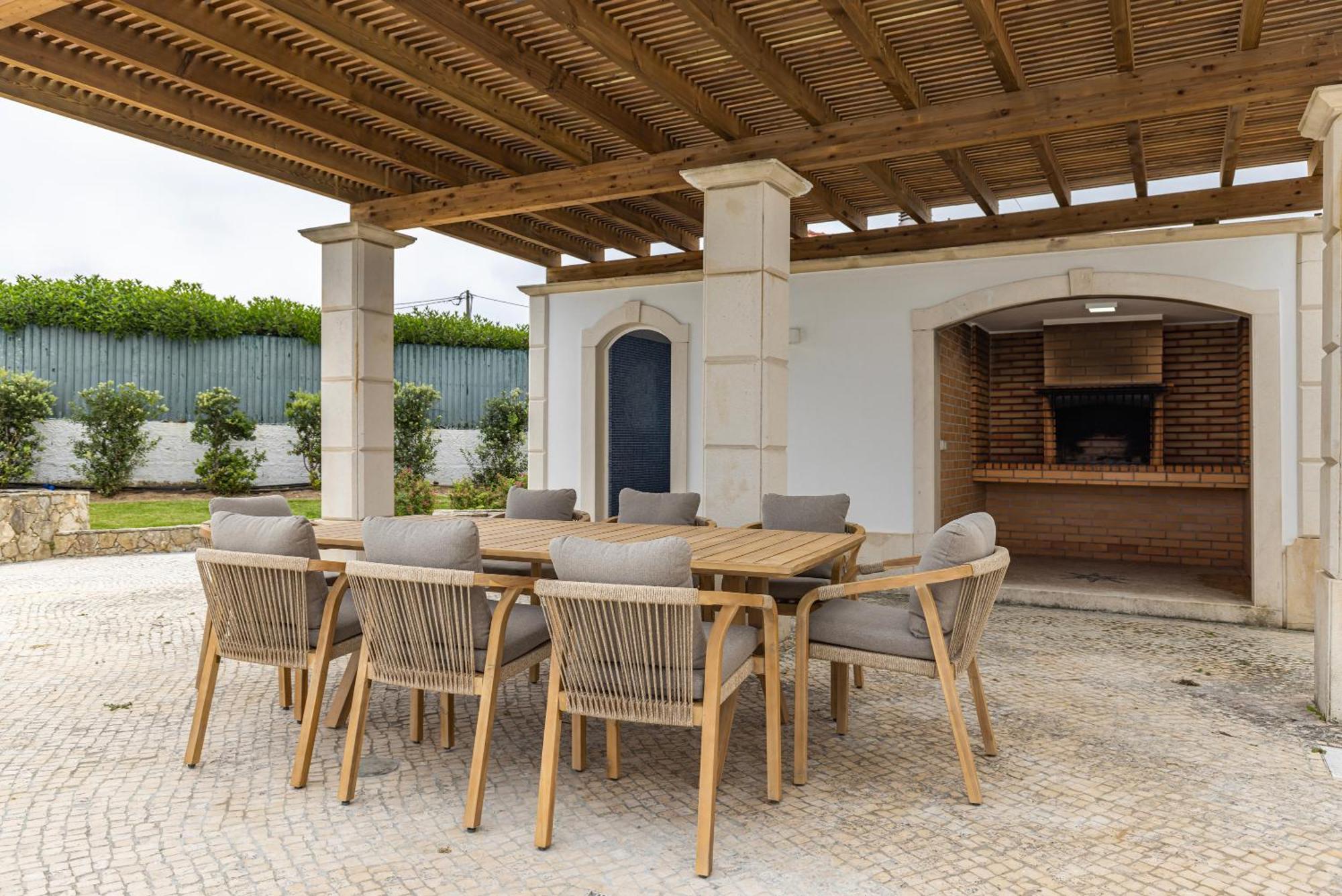 Windmill Beachfront Villa
