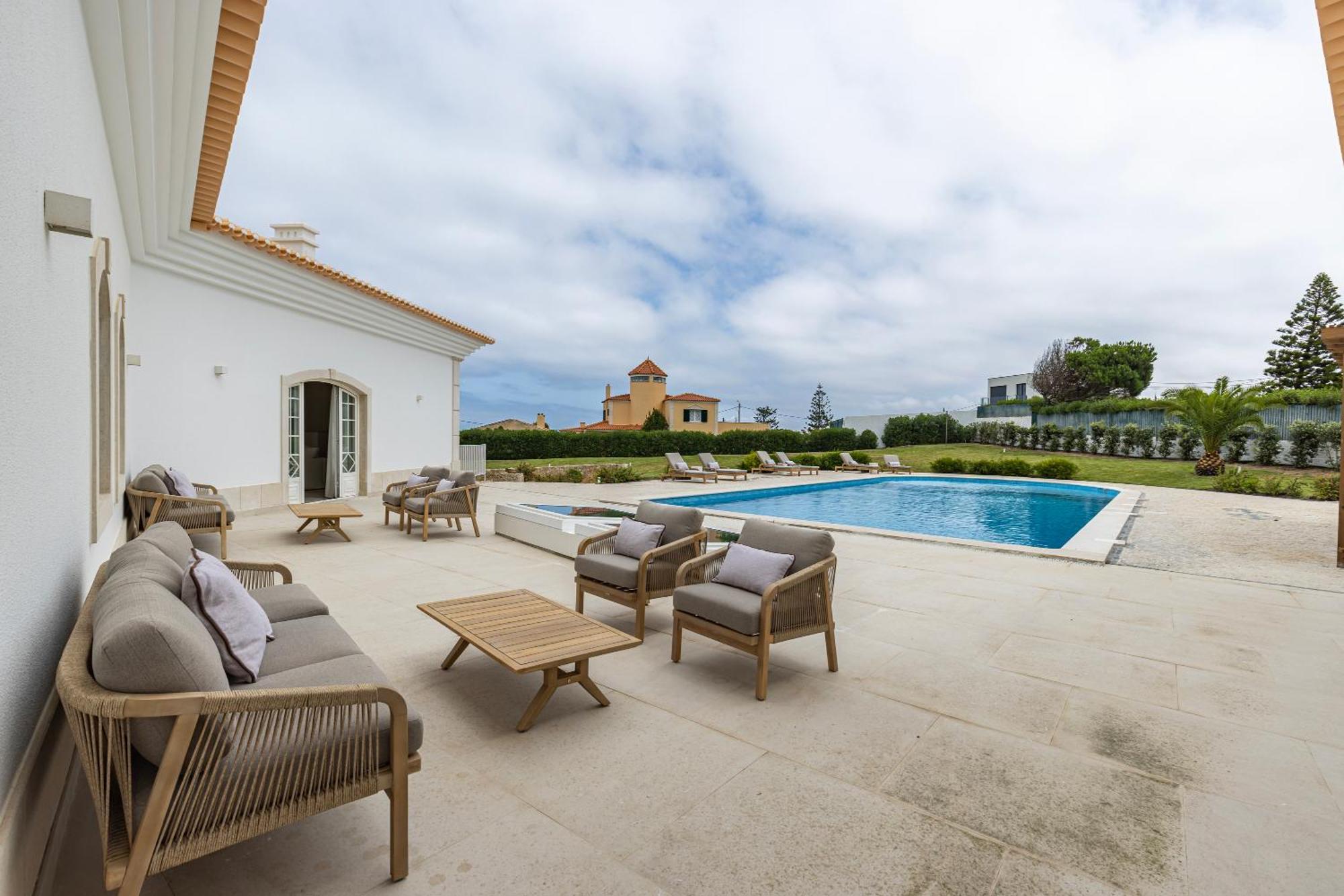 Villa Windmill Beachfront Colares