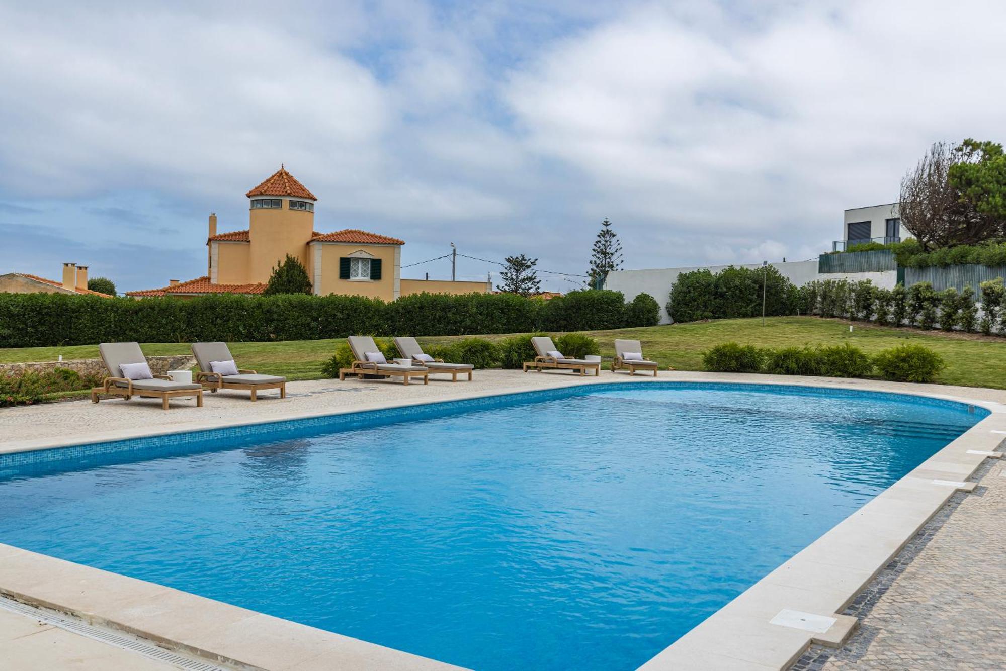 Windmill Beachfront Villa