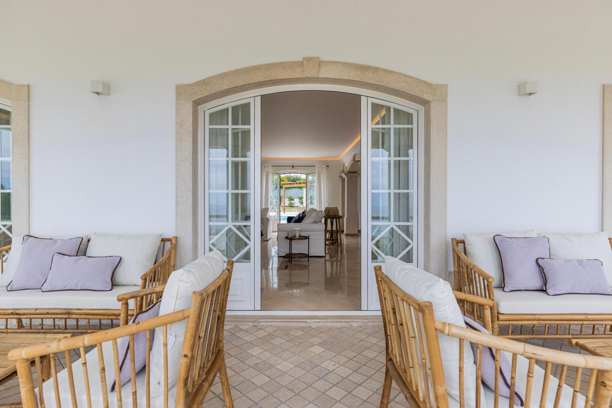 Villa Windmill Beachfront