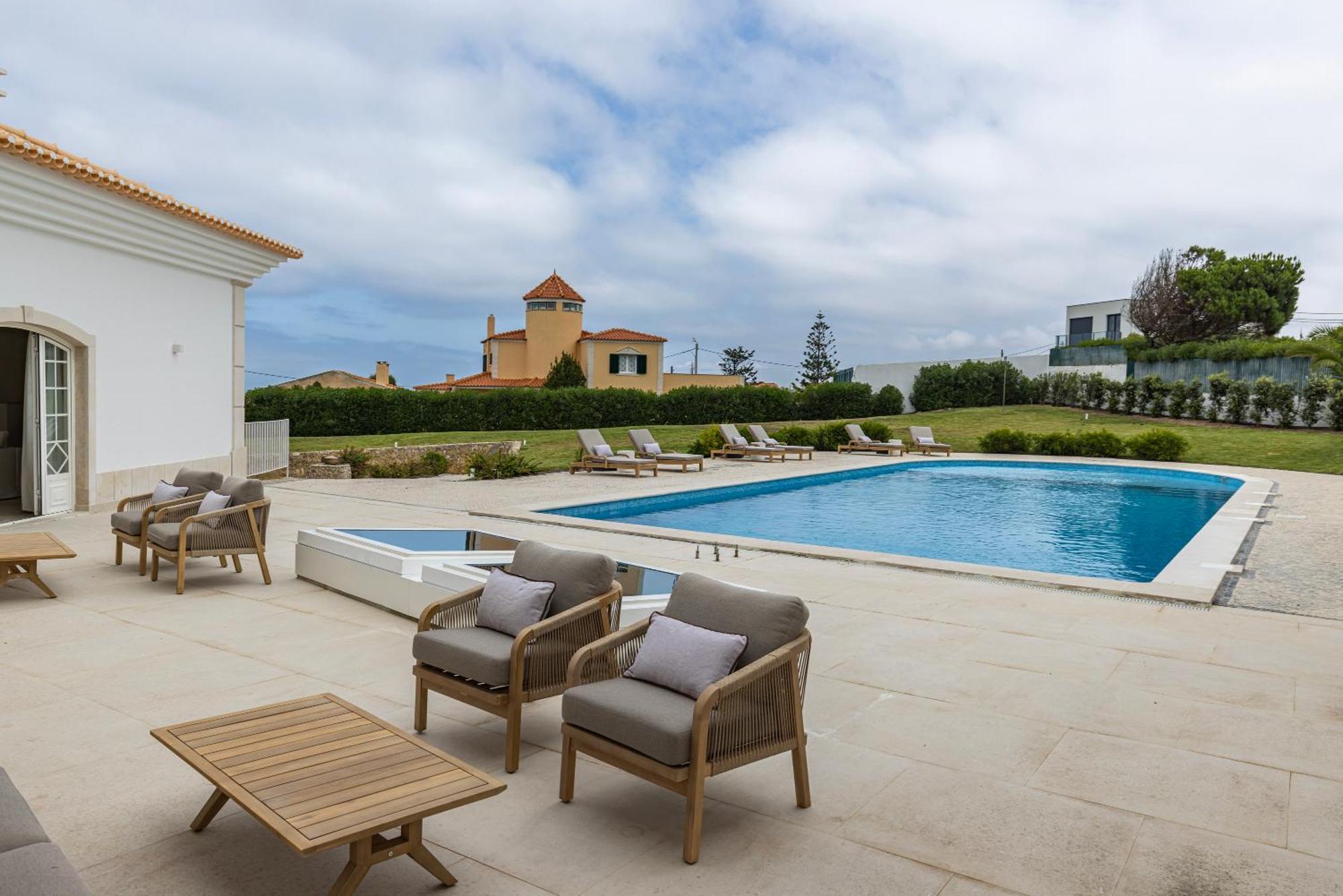 Windmill Beachfront Villa
