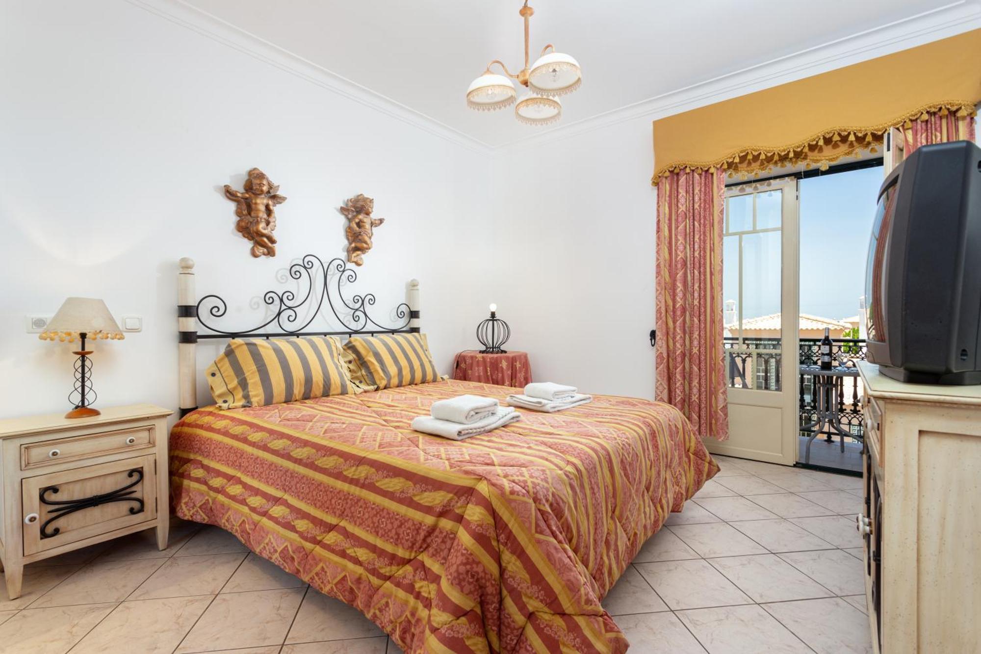 Host Wise - Wonderful Flats With Pool Albufeira