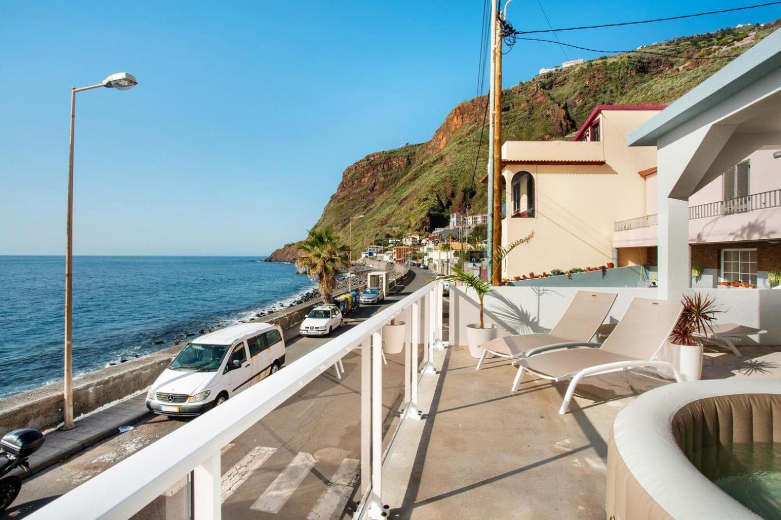 Sunset House * Paul do Mar (Madeira)