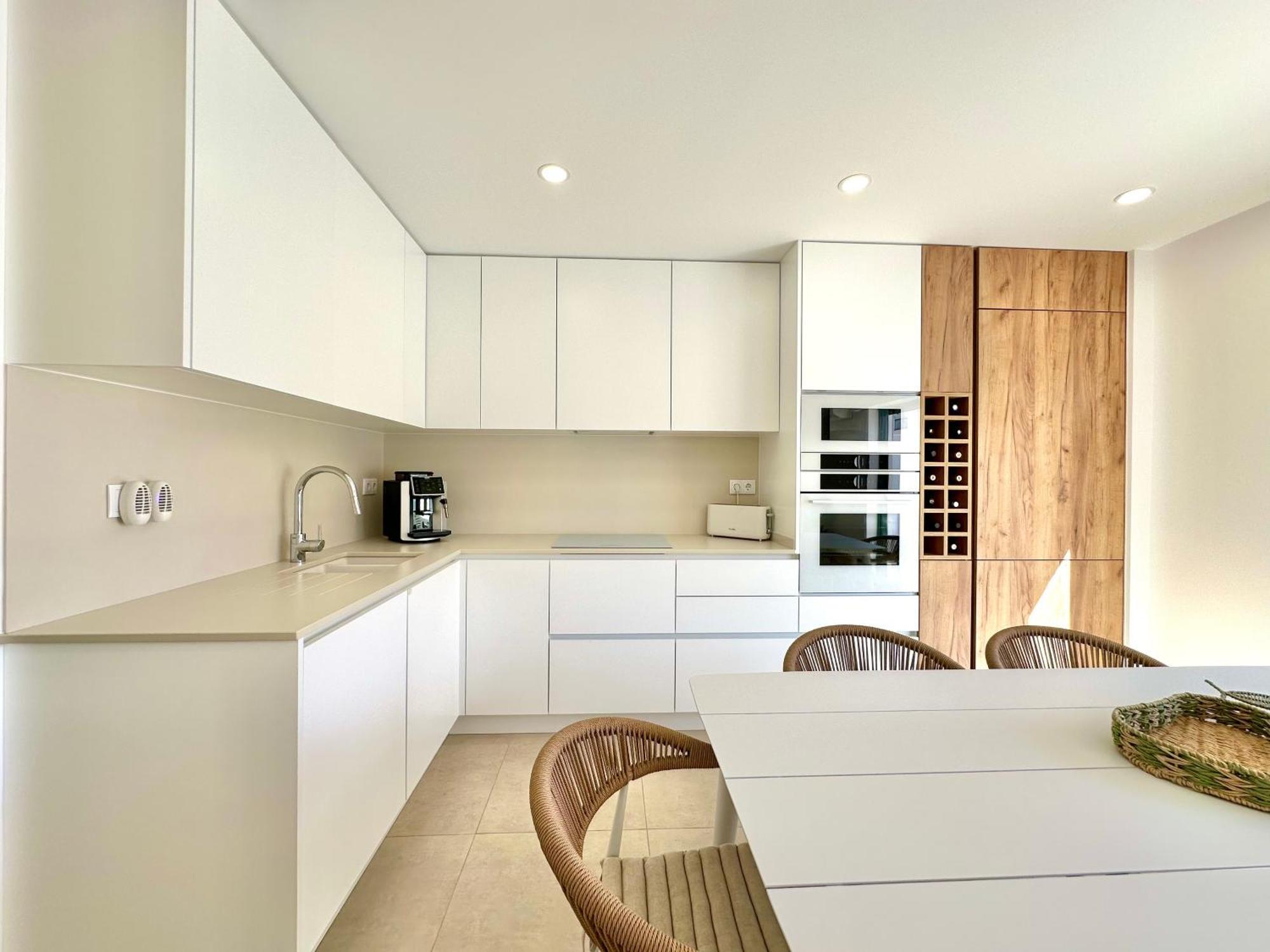 Gh - 50 Meters From