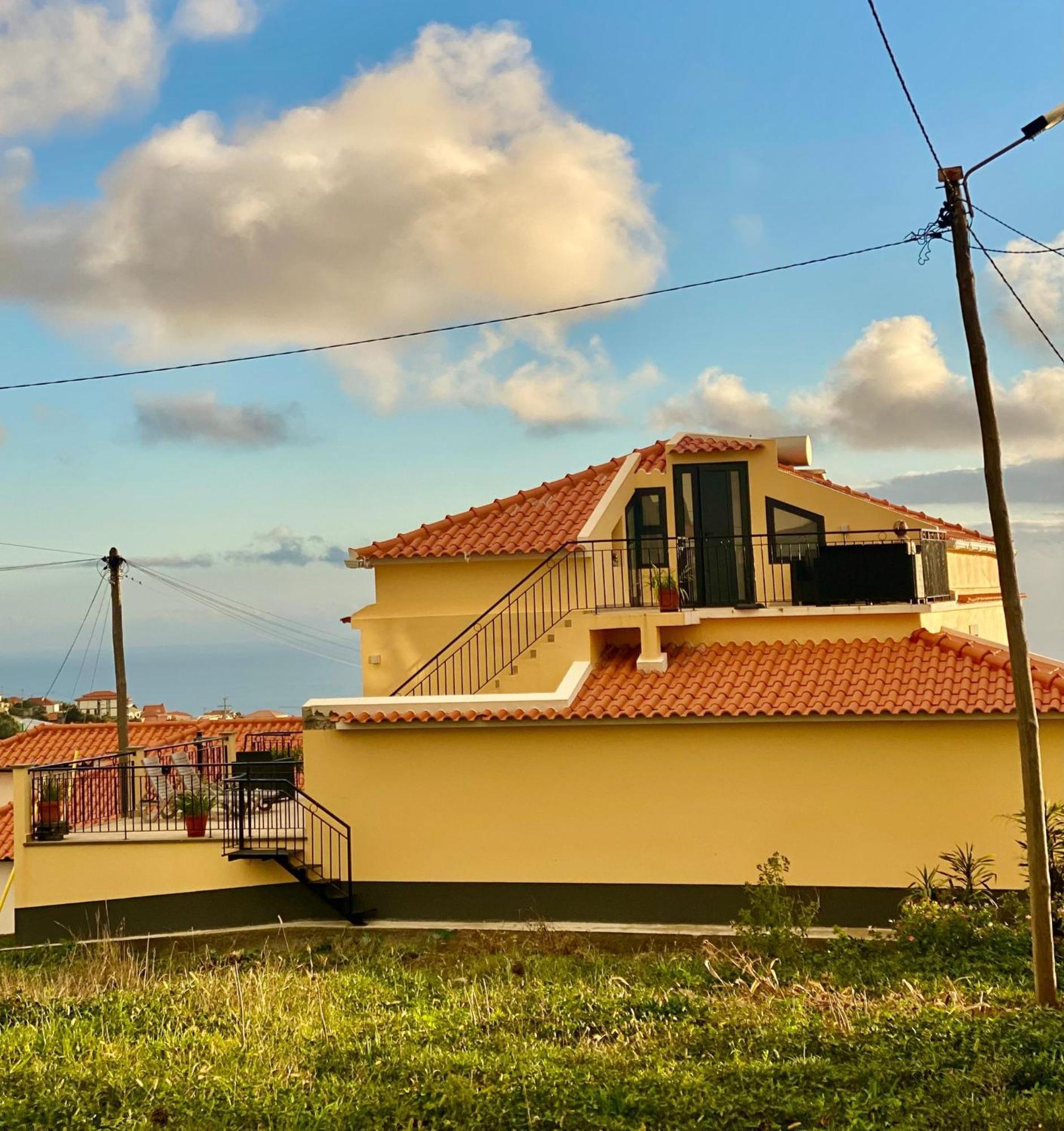Casinha Gomes Holiday home *